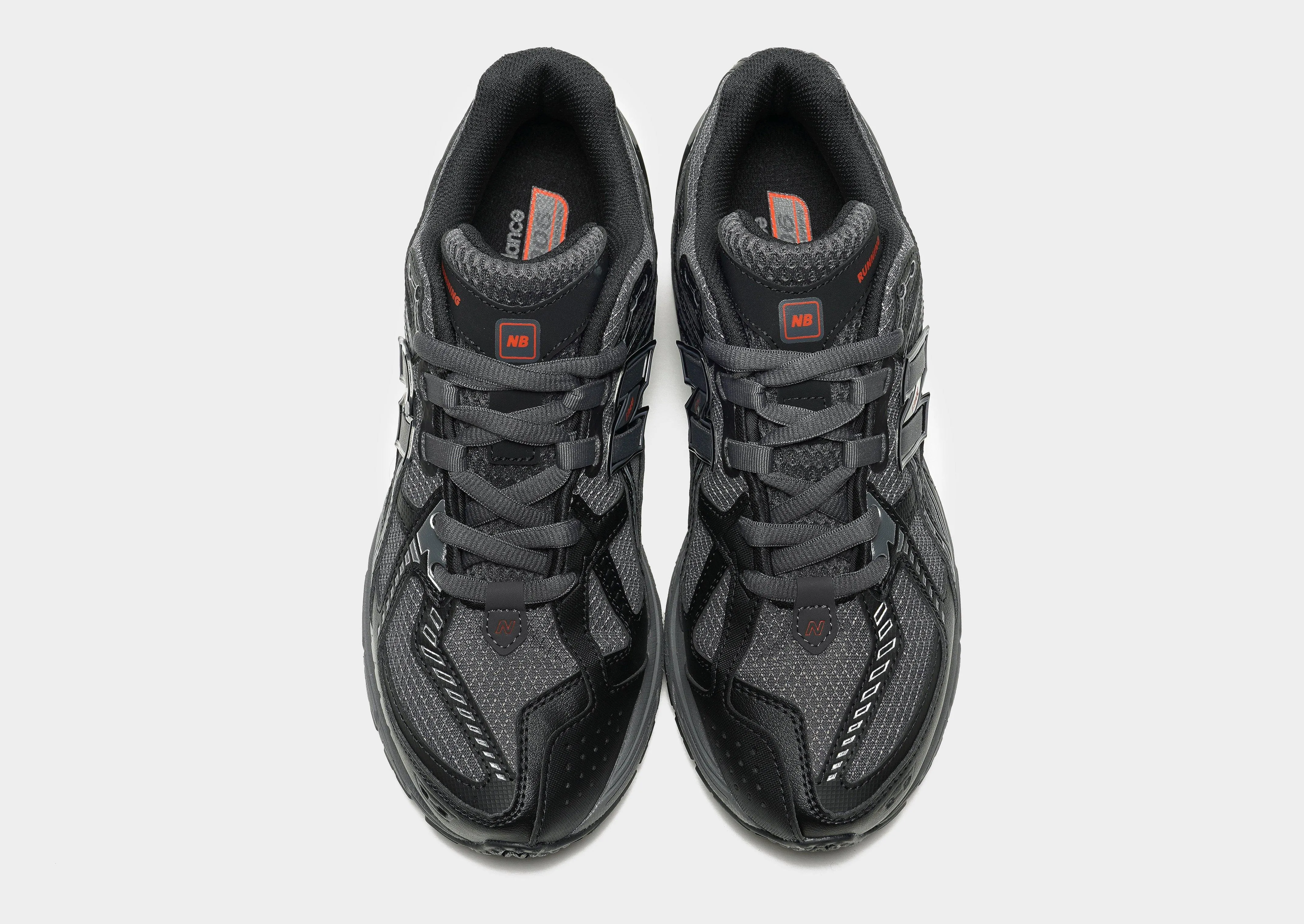 Wet Surface Running Style - and - function 1906