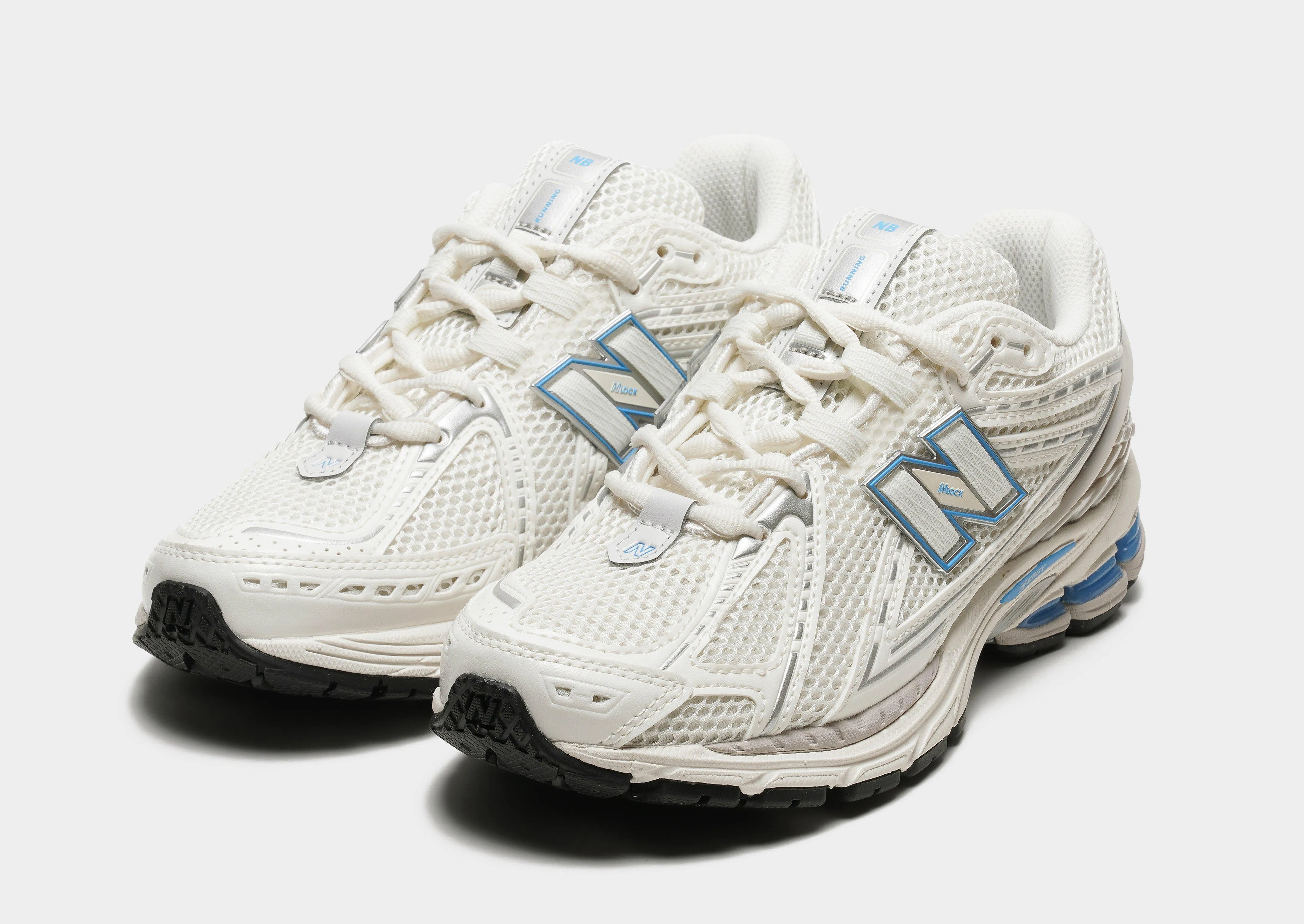 1906 Cushioned Footbed straight - away track running shoes