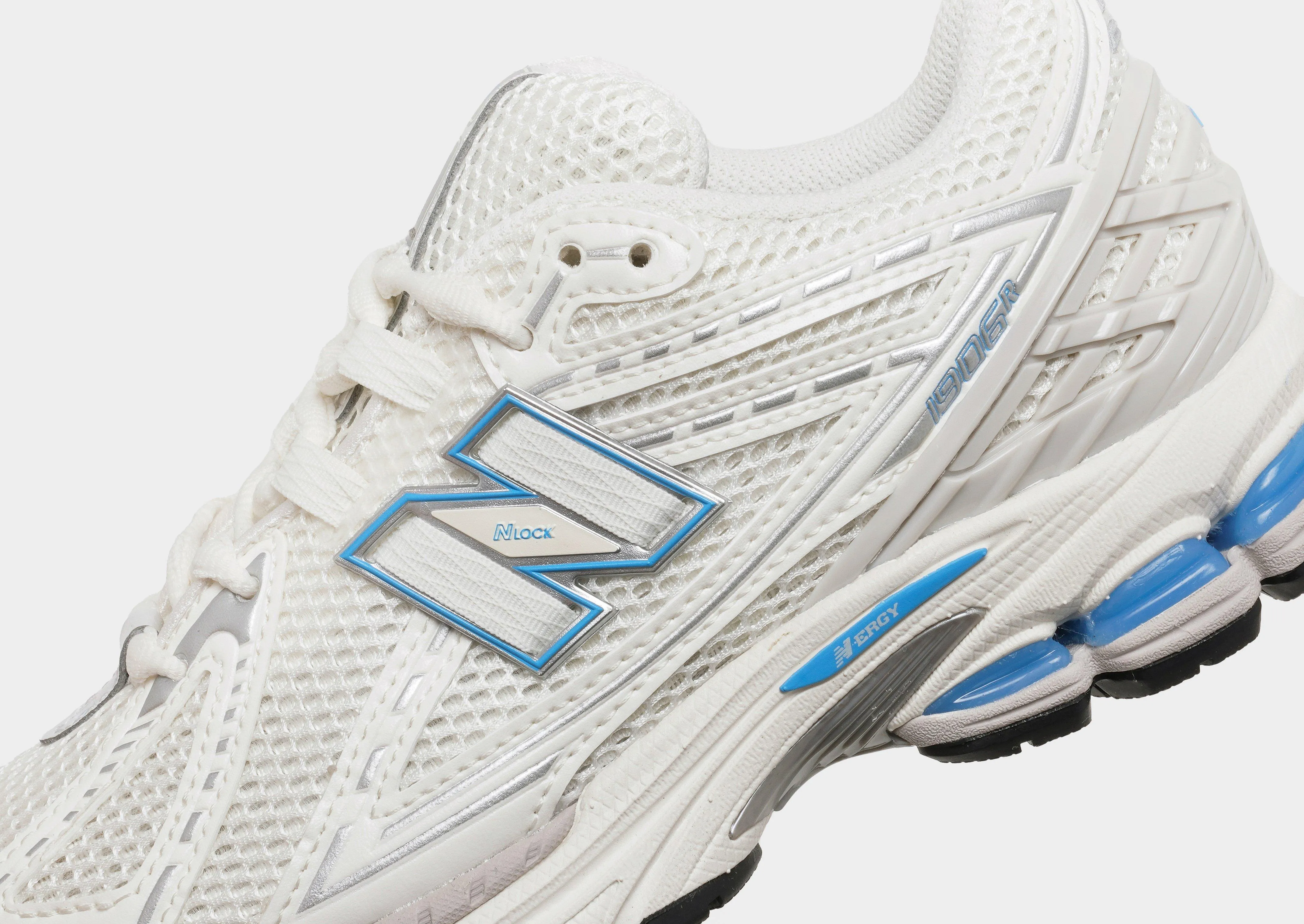 1906 professional runner shoes