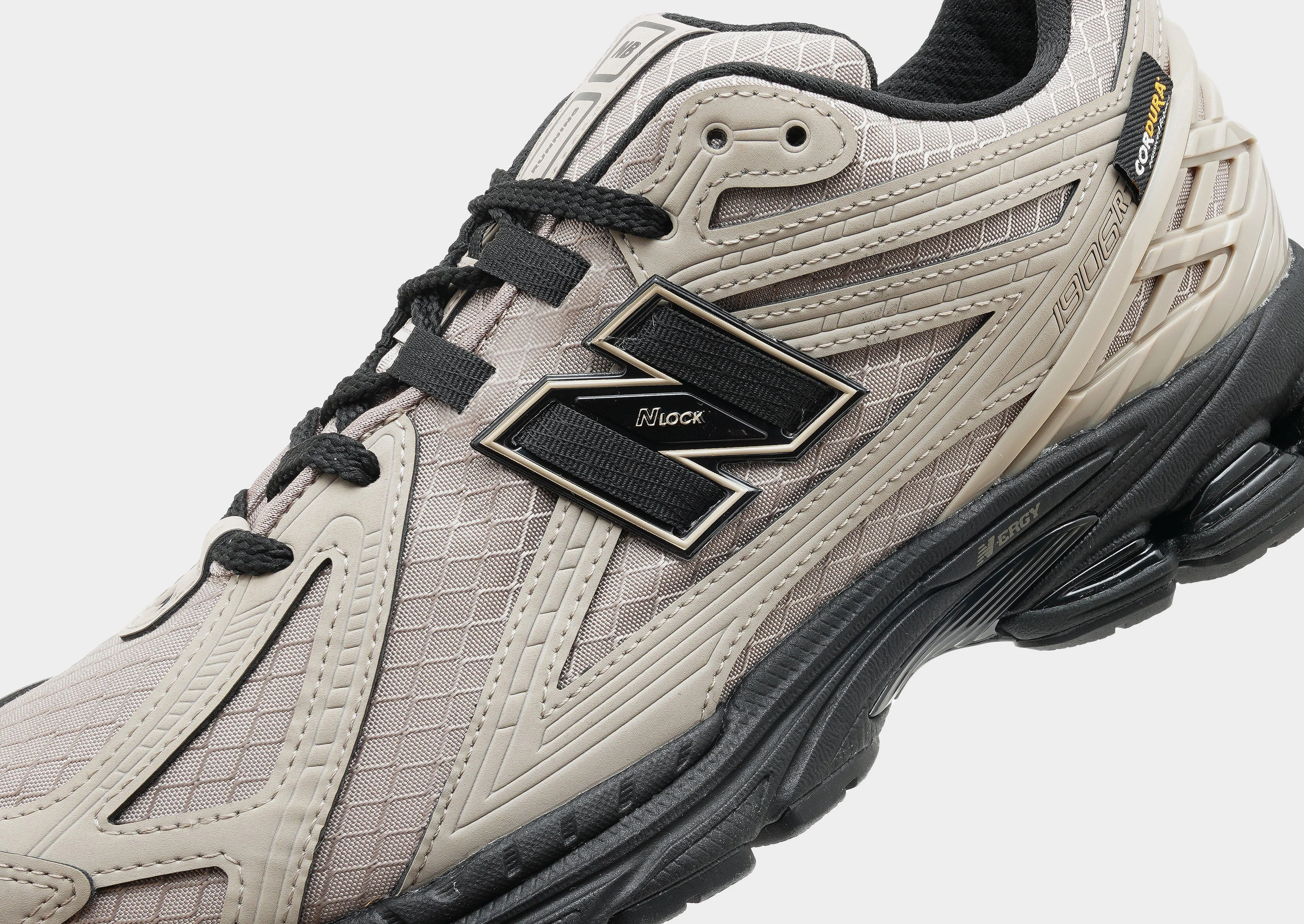 Athletic Footwear Fitness Regime 1906R