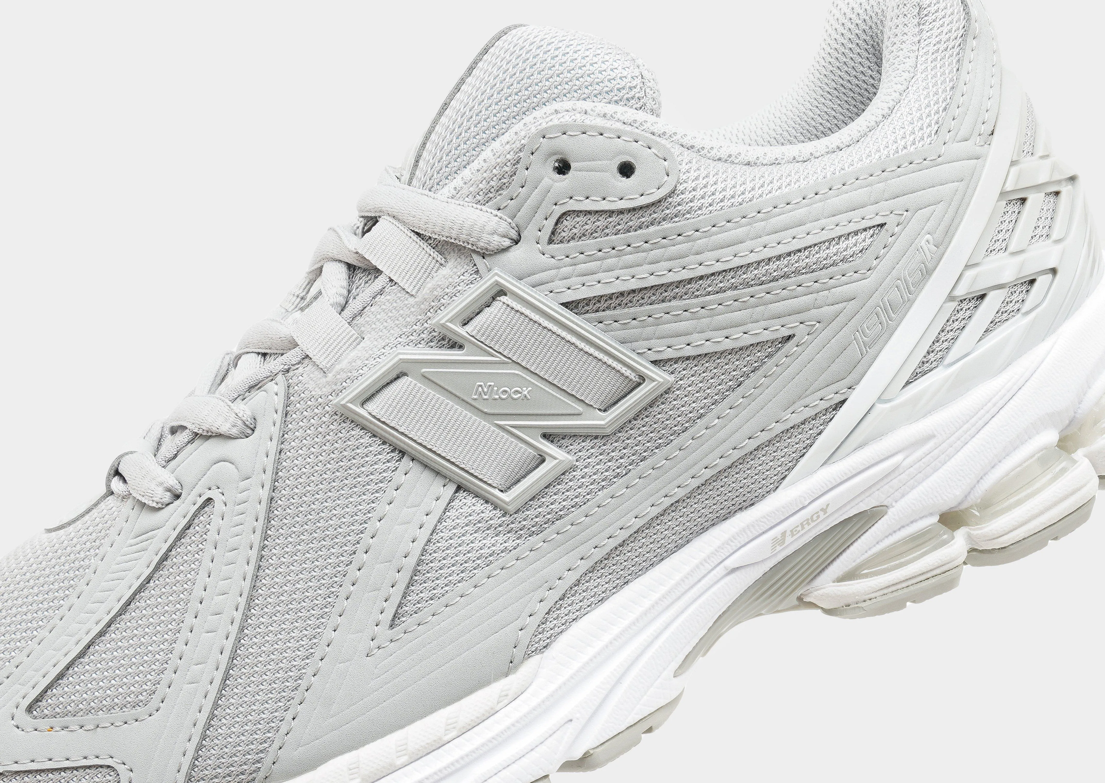 1906R gravel - path running shoes