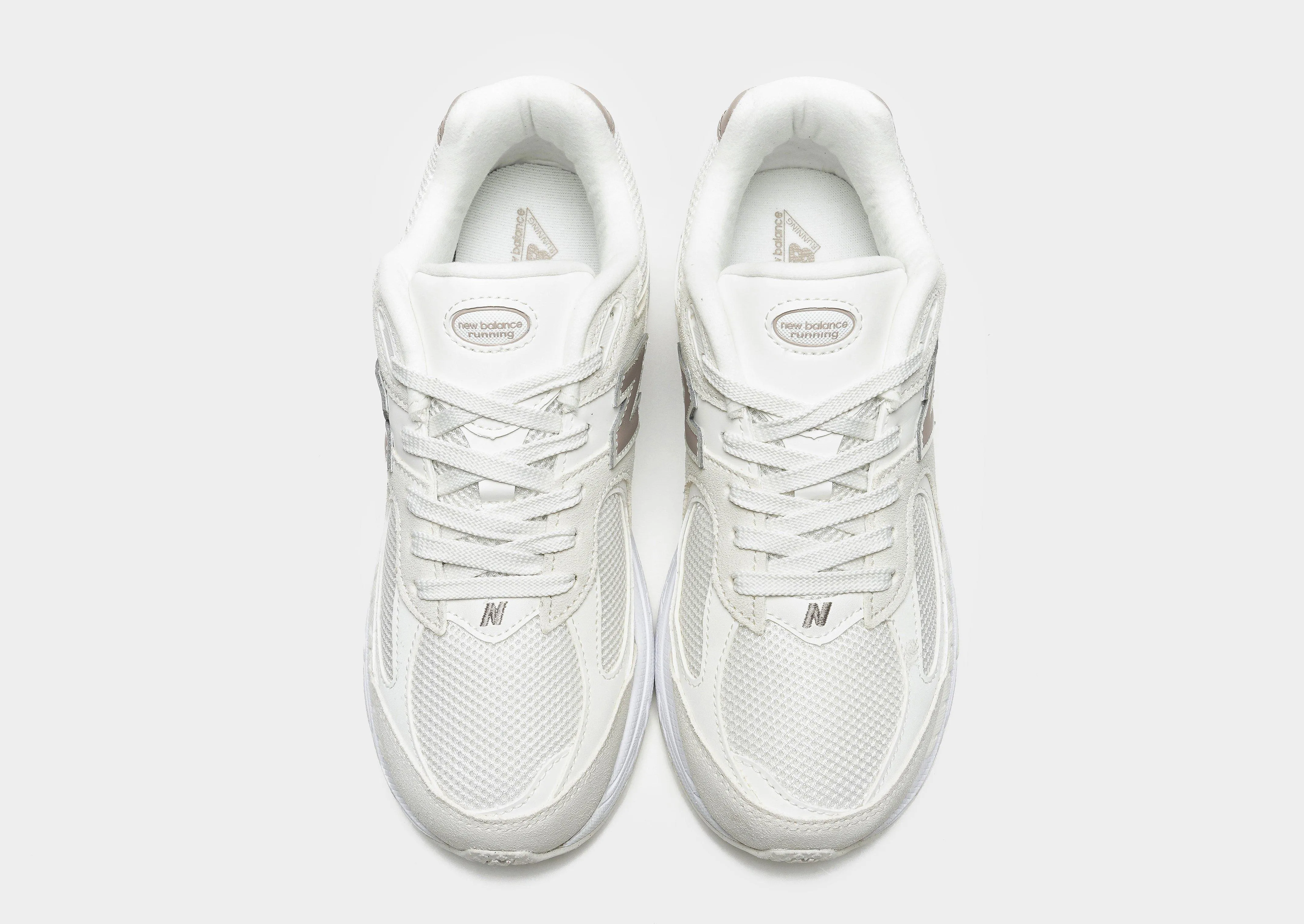 2002R Junior's Comfortable Responsive Midsole intermediate shoes