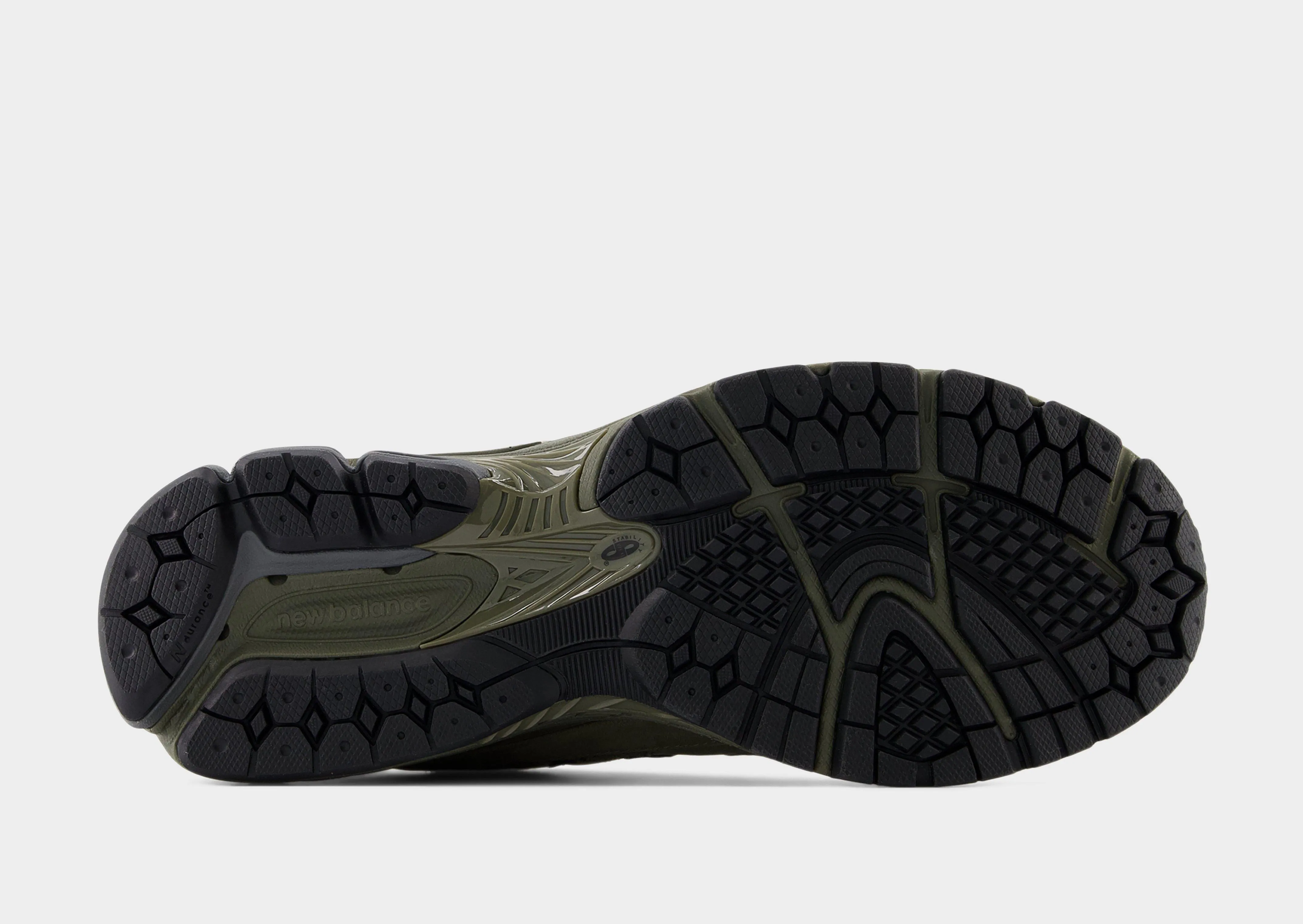 sweat - wicking shoes 2002R