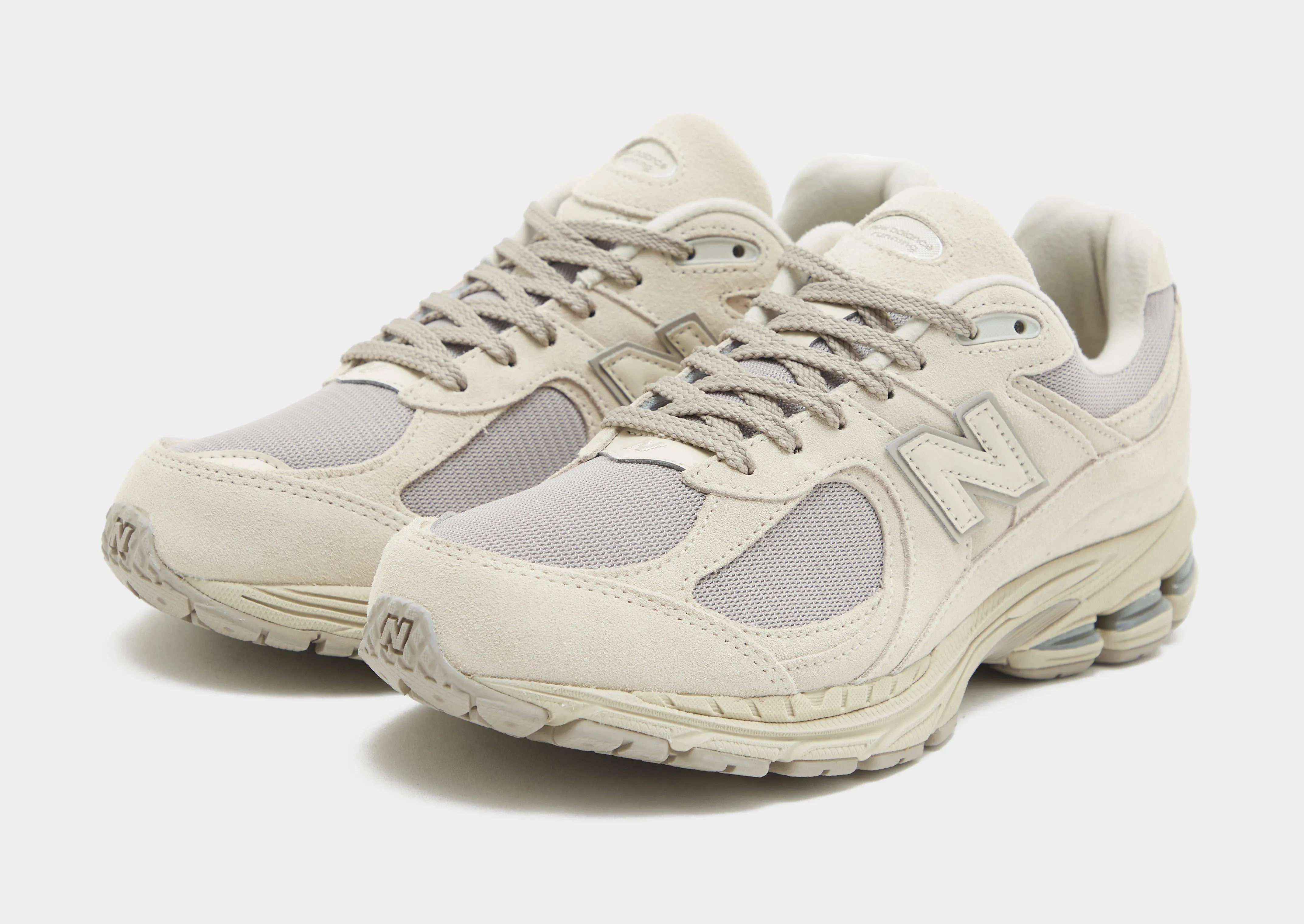 2002R Branded quality Breathable Footwear