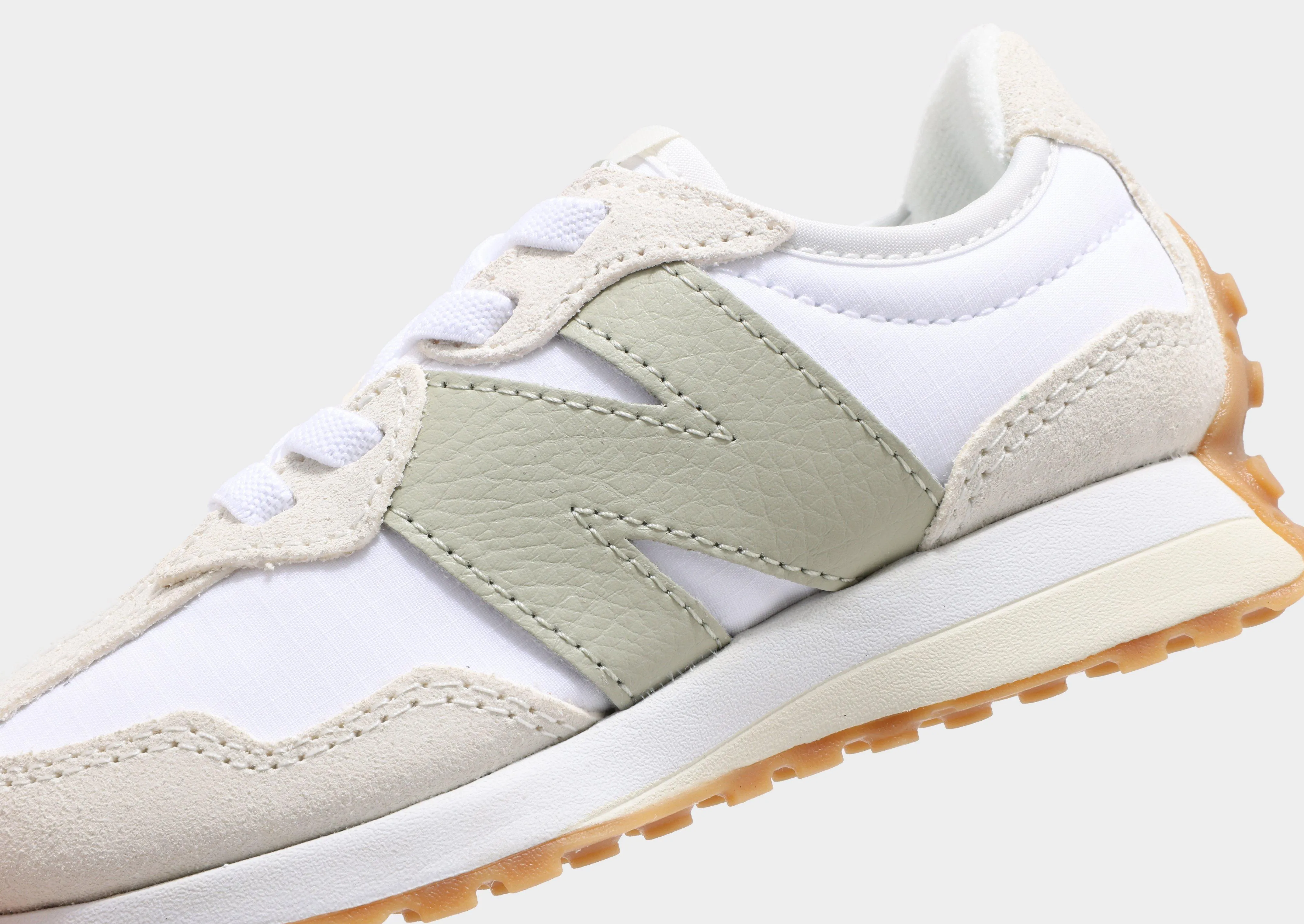 327 Children's trendy shoe style