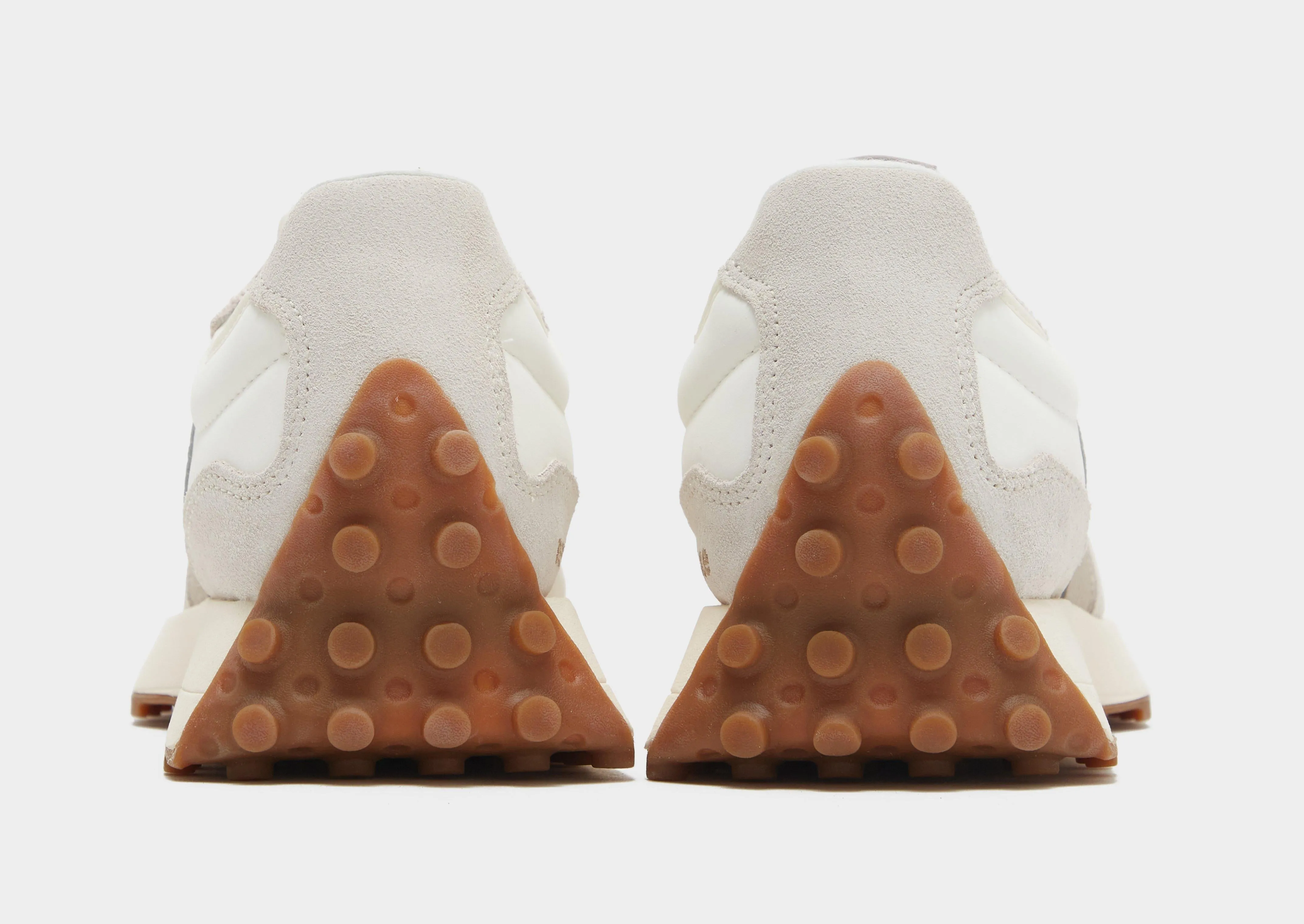 327 Stable performance hilly track running wear