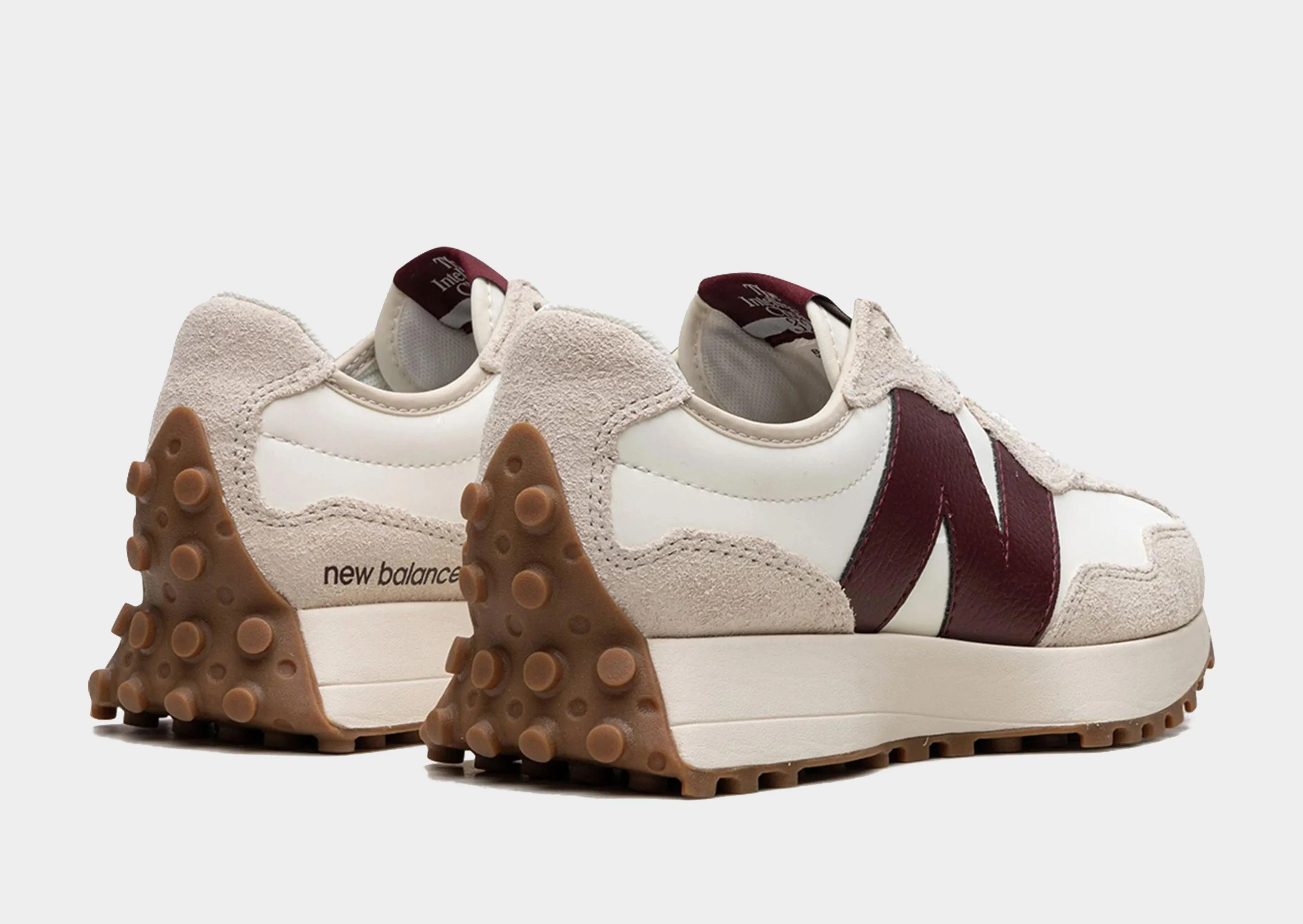 327 Women's traditional shoes