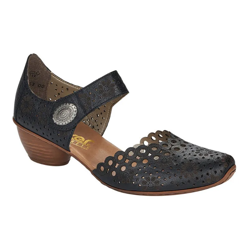 43753 All Day Beach Walk Slip On Style