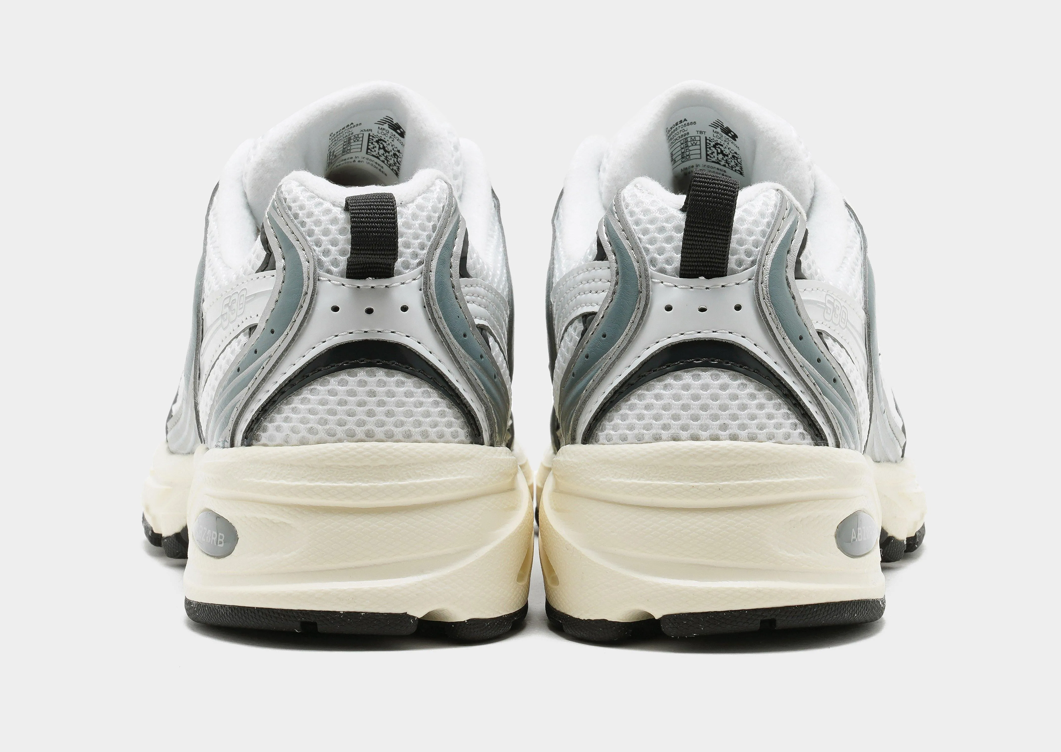 530 unique - running running in autumn shoes