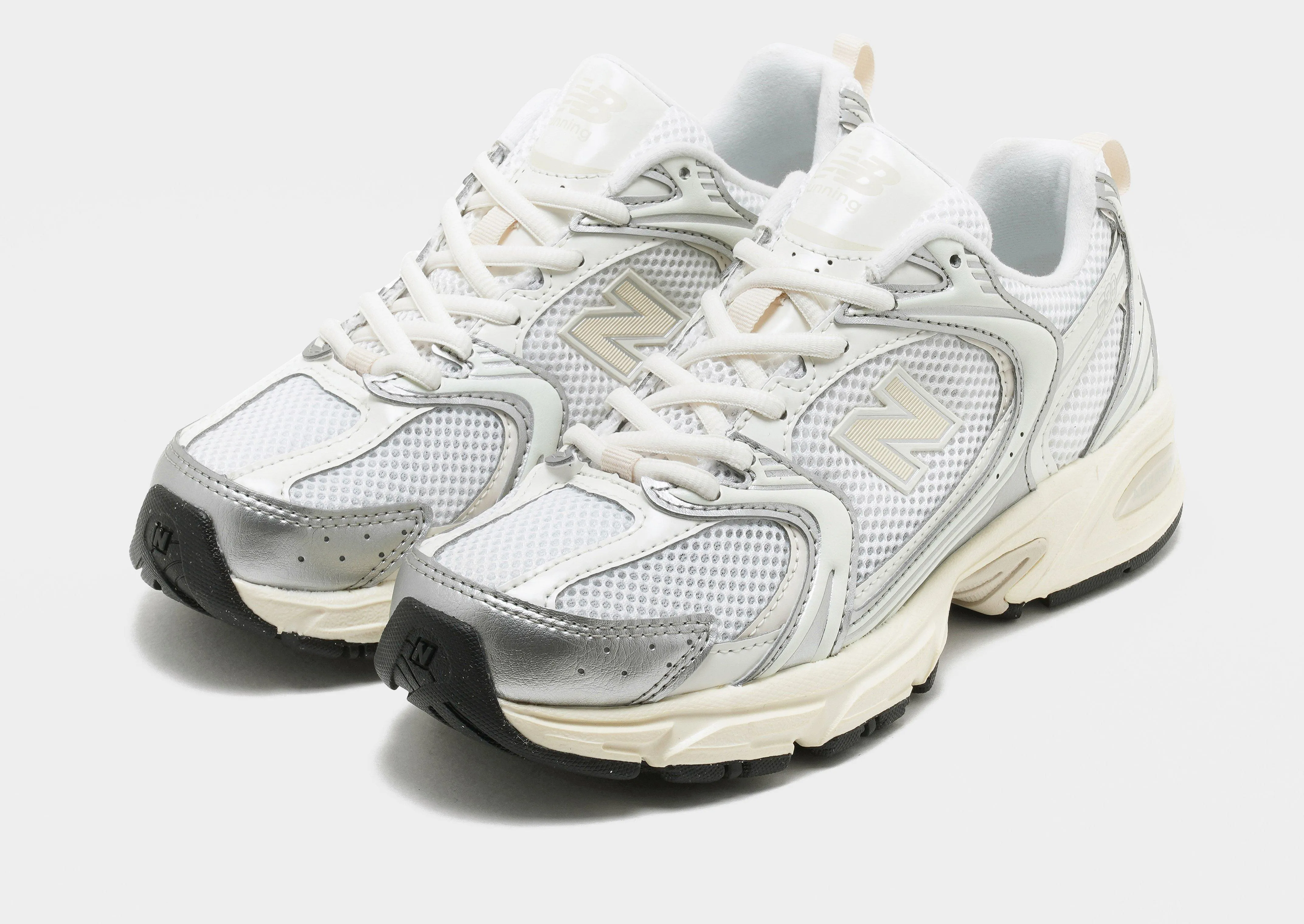 narrow - base - feature shoes eco - brand shoes 530