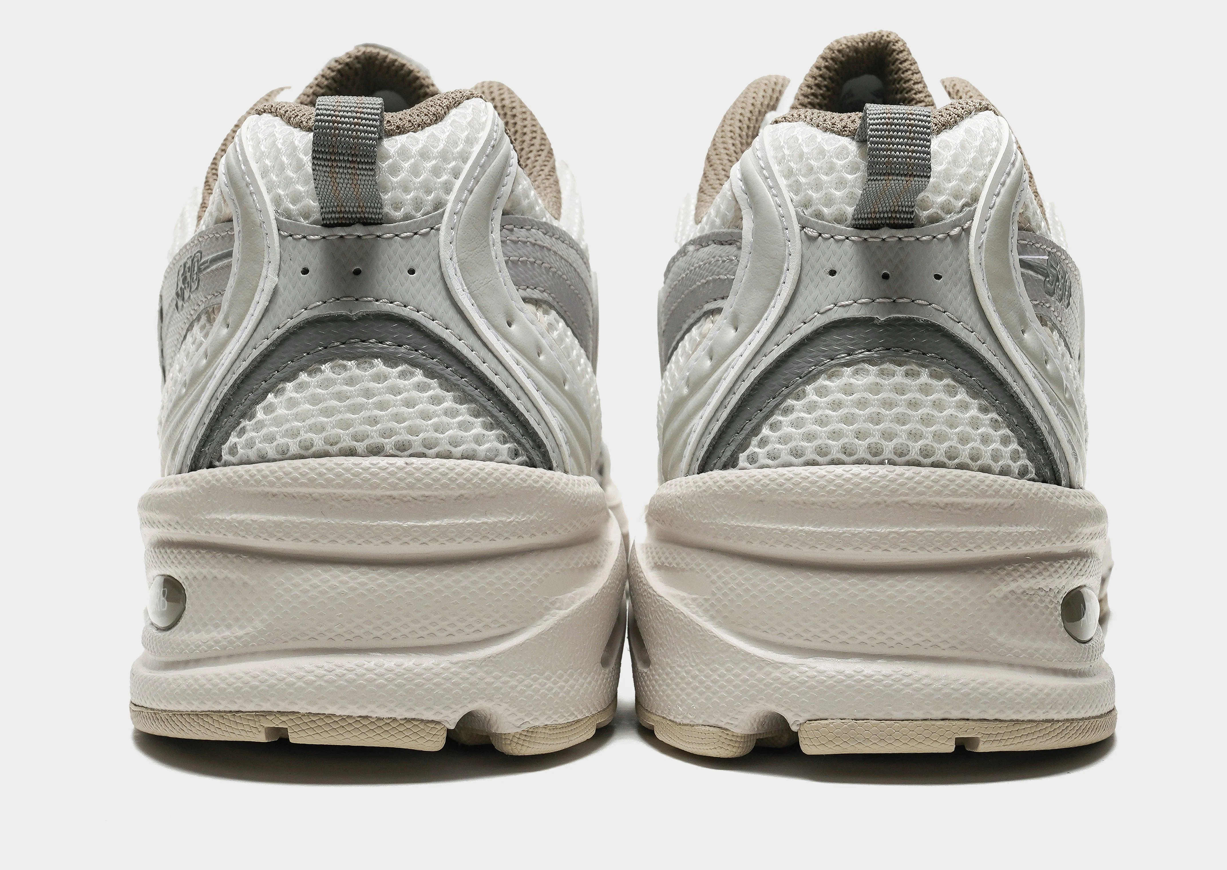 530 toe - box - roomy - design - spaciousness shoes