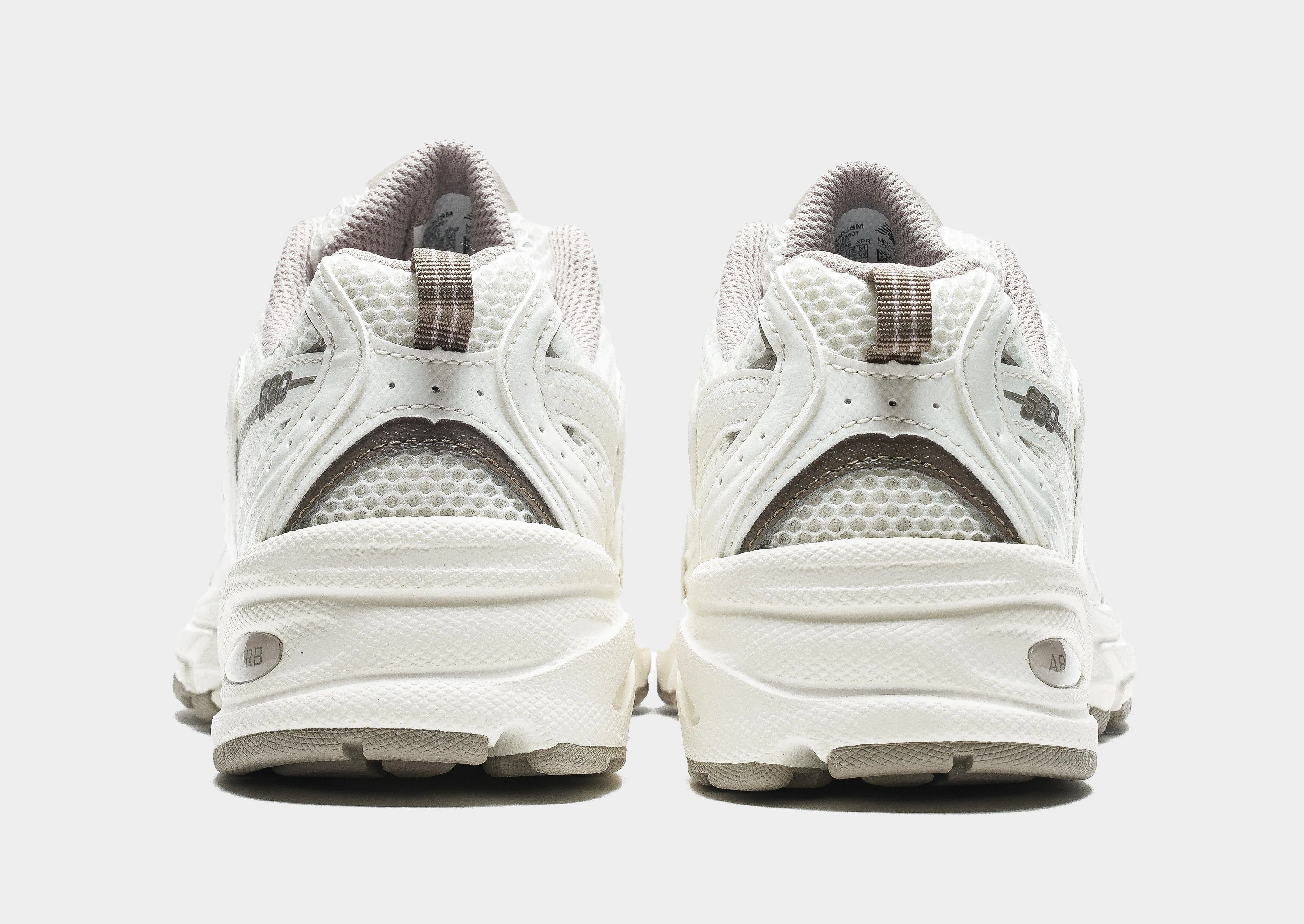 running in a charity run shoes Flexible structure 530 Women's