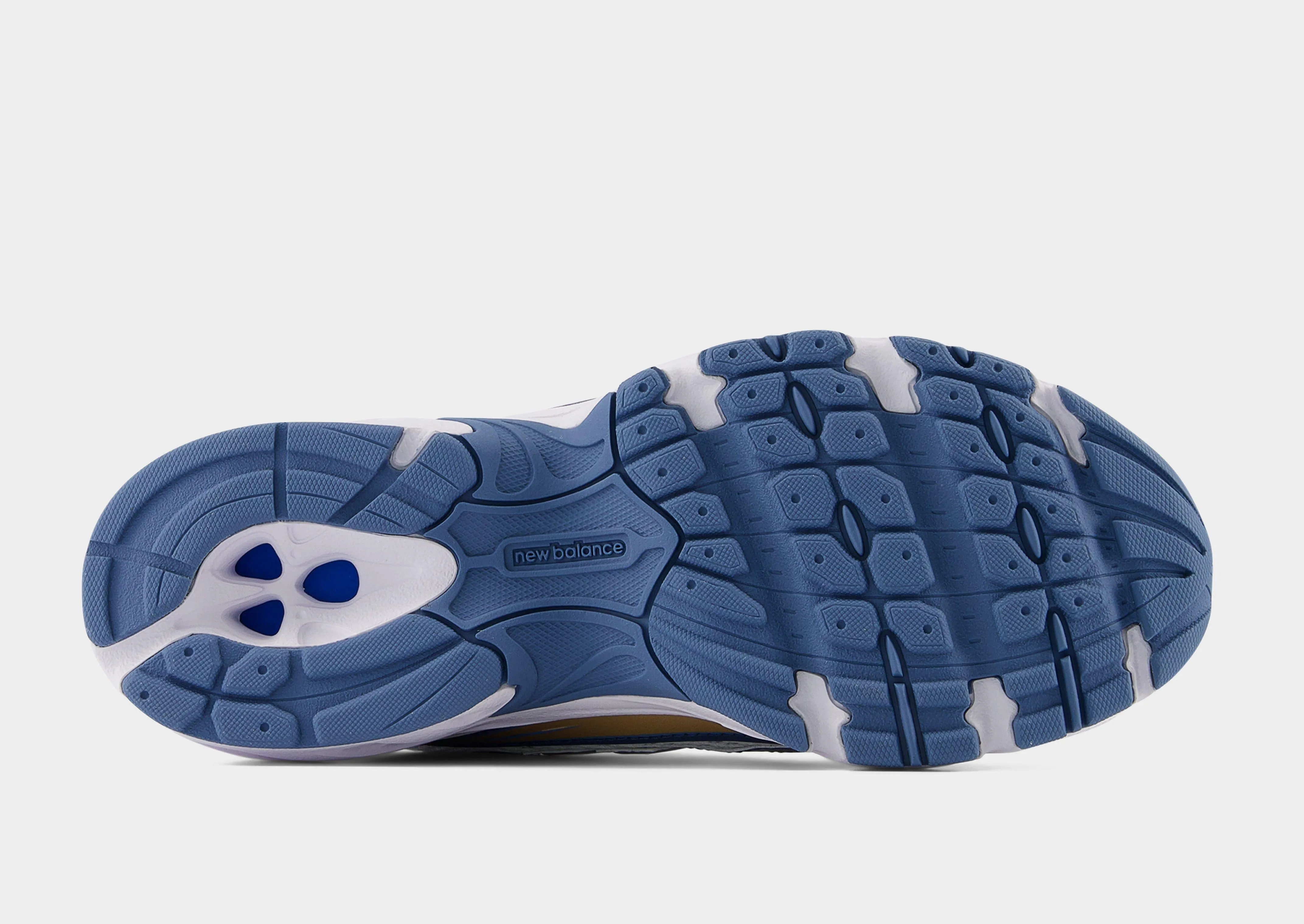 740 Agile Motion Dust - resistant