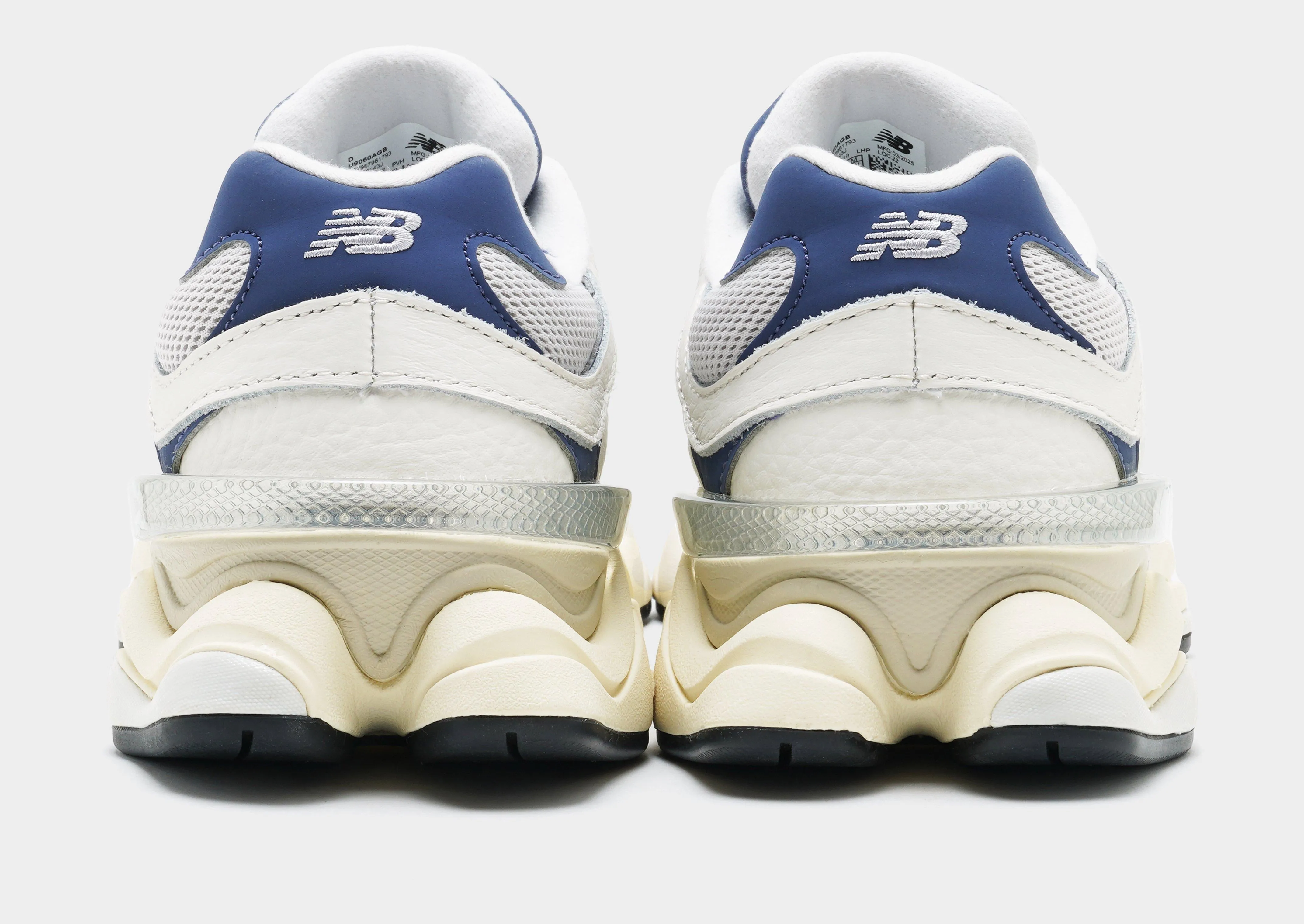 9060 fitness - commitment running in natural tracks shoes