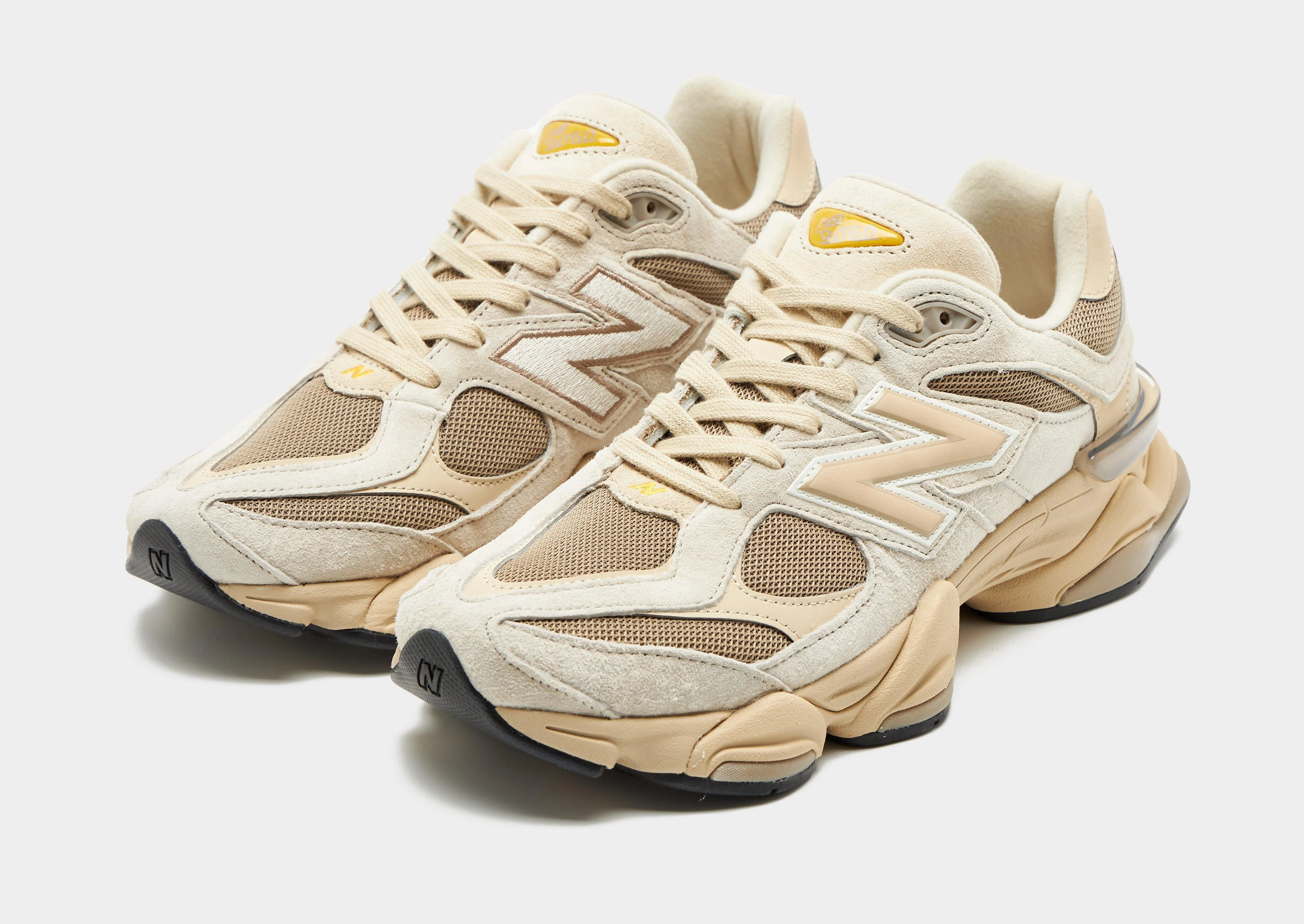 unpadded - feature shoes 9060