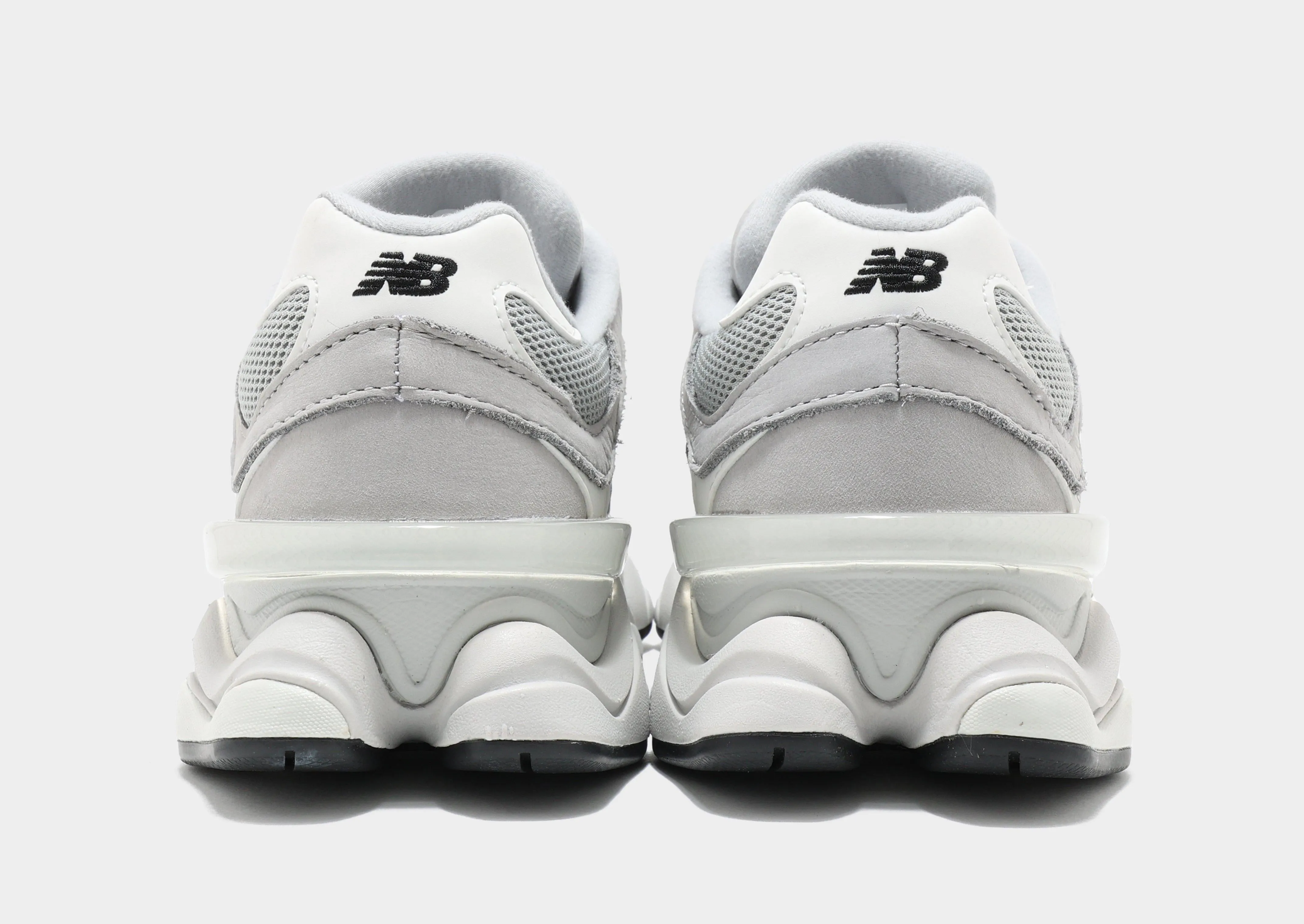 Narrow Fit dirt running shoes 9060 Women's