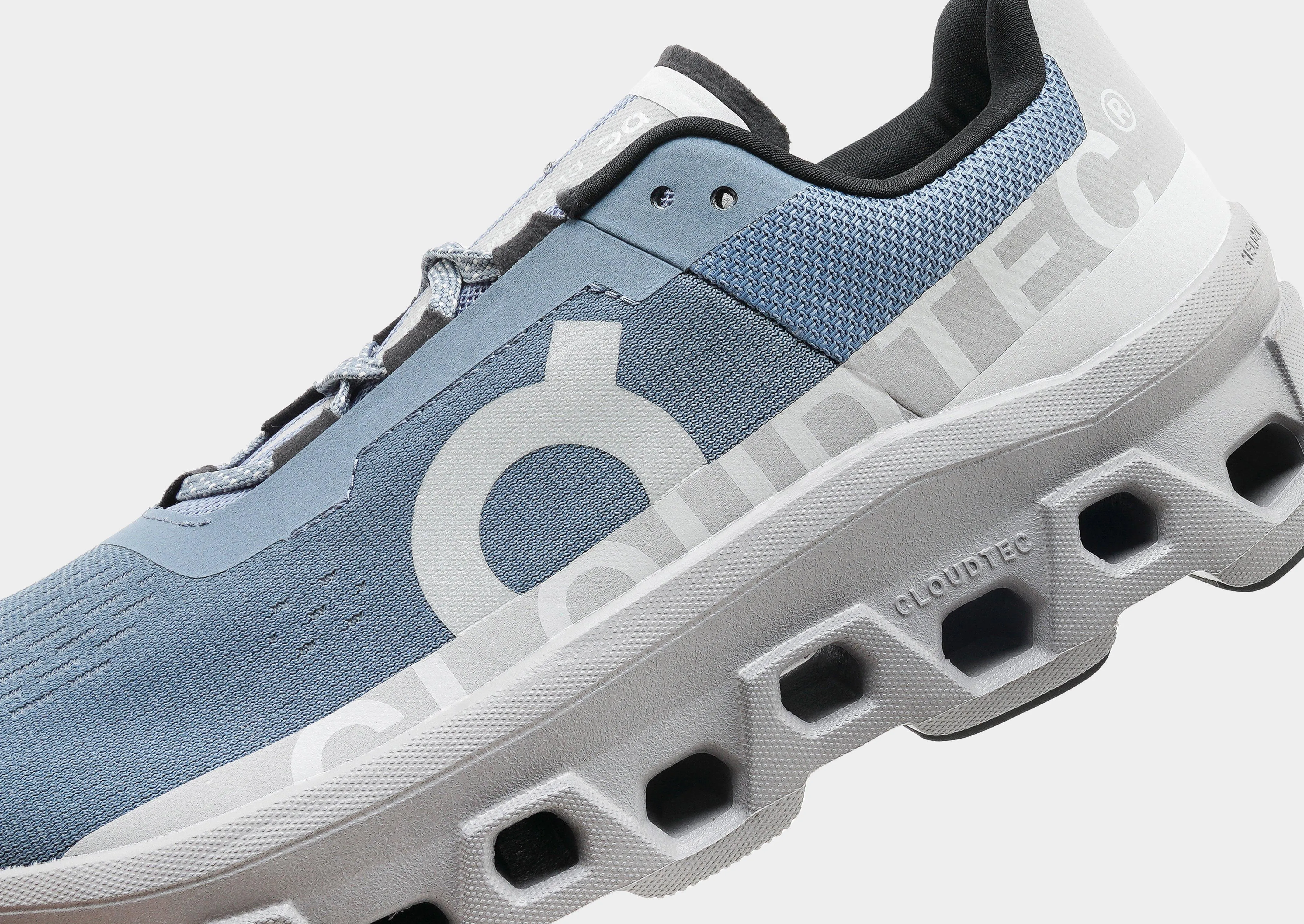 trail runner shoes Cloudmonster