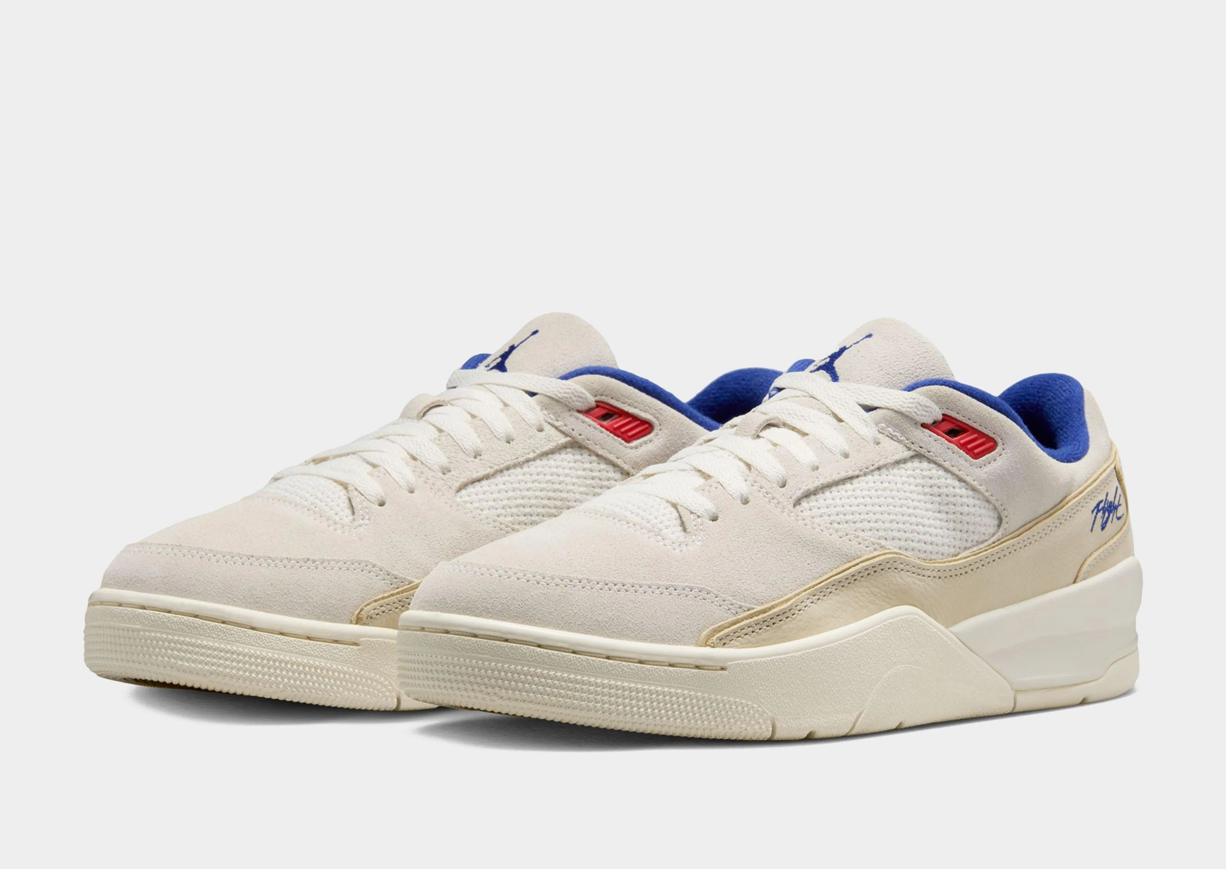 Flight Court Steady walk