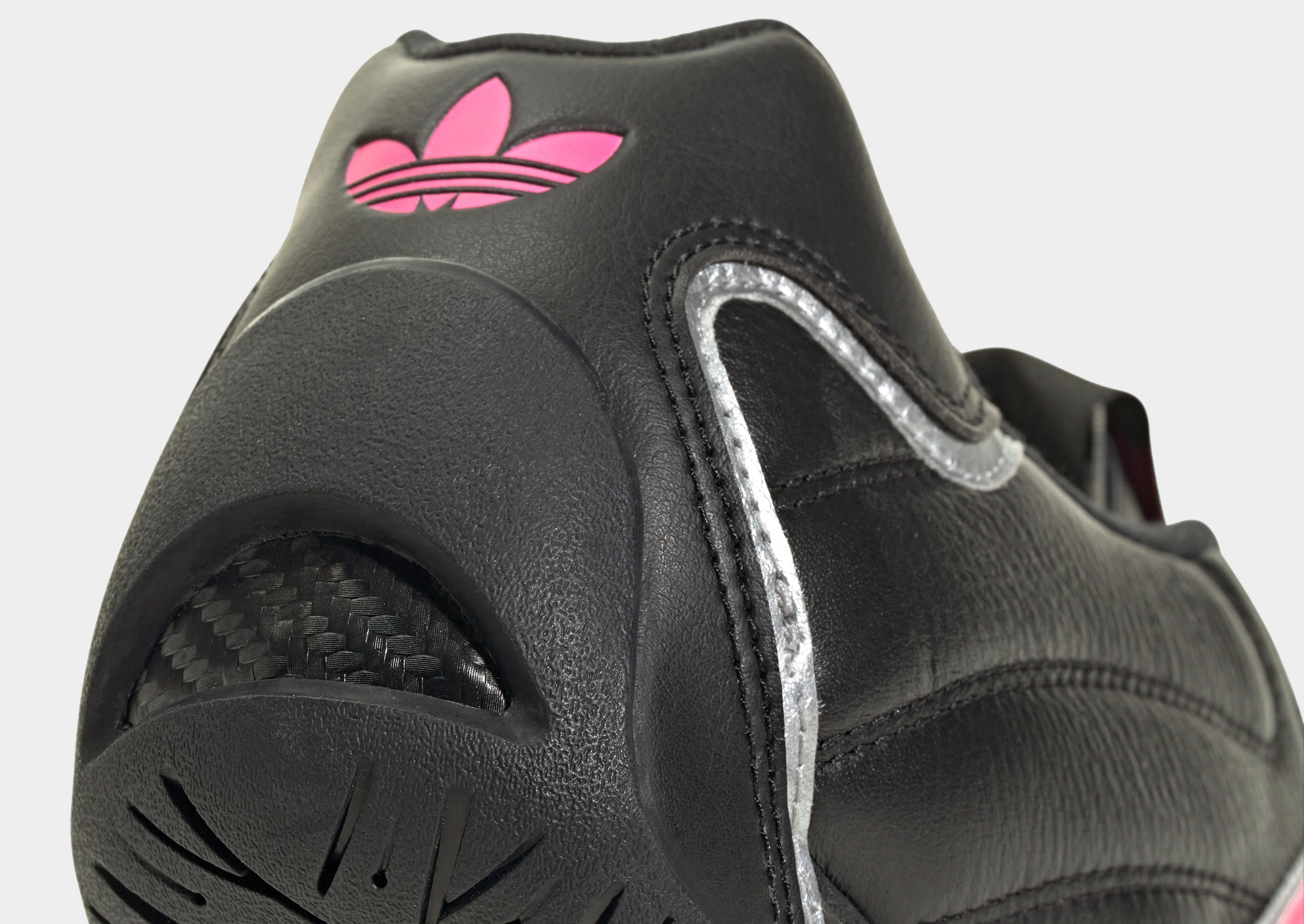 Responsive Walk Adi Racer Lo Women's