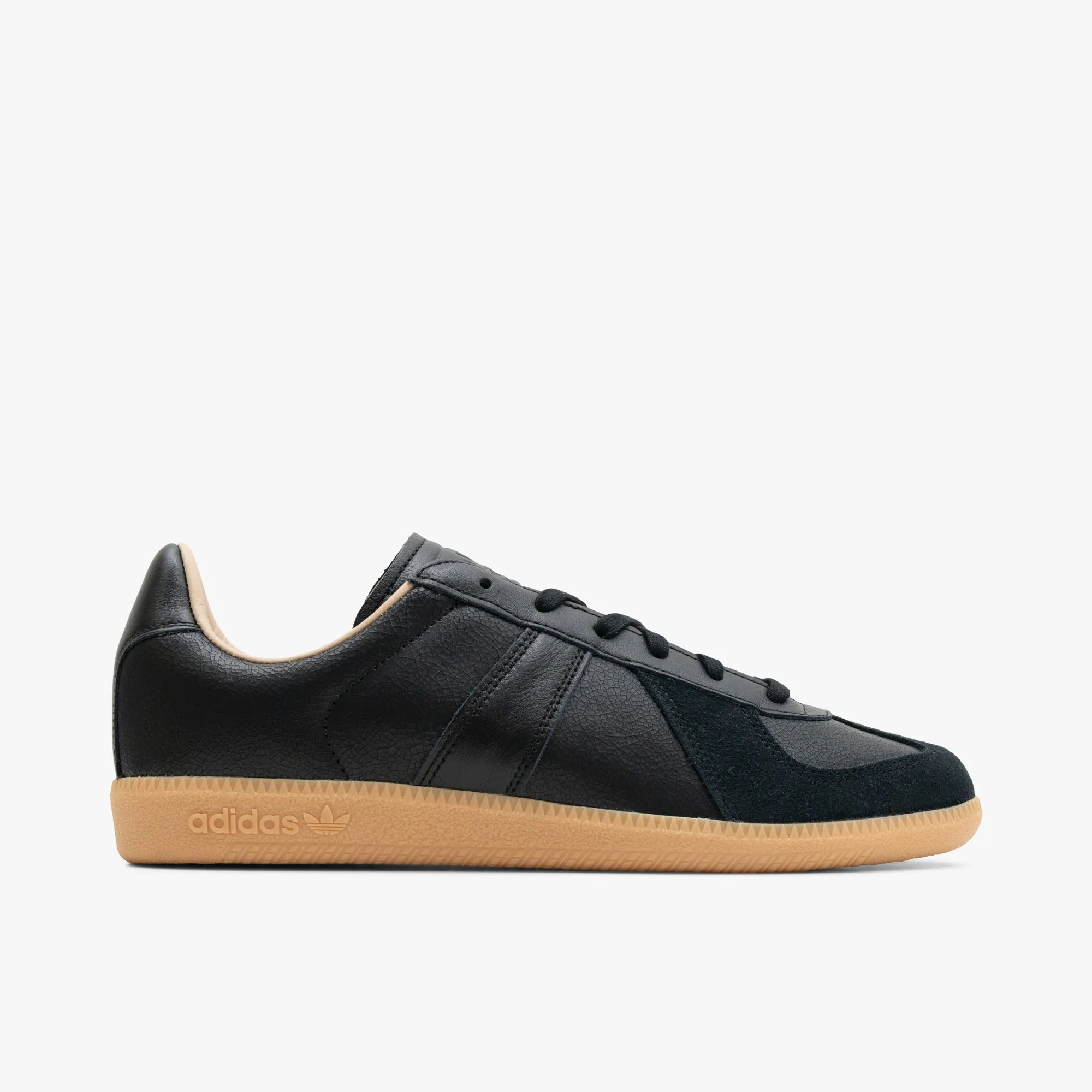 adidas Originals BW Army Lux Core Black / Core Black - Gum weekend stroll Free Movement