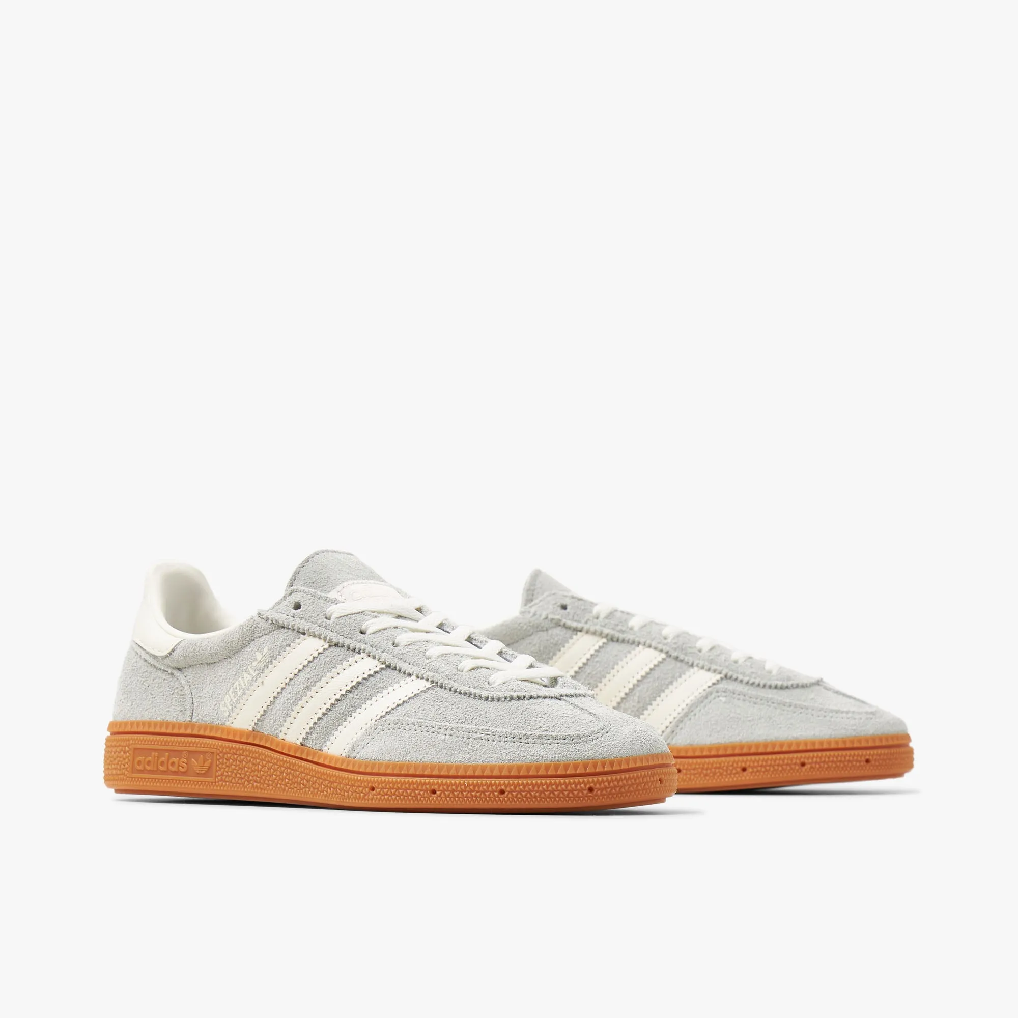 adidas Originals Women's Handball Spezial Wonder Silver / Off White - Gum Soccer Field Easy on