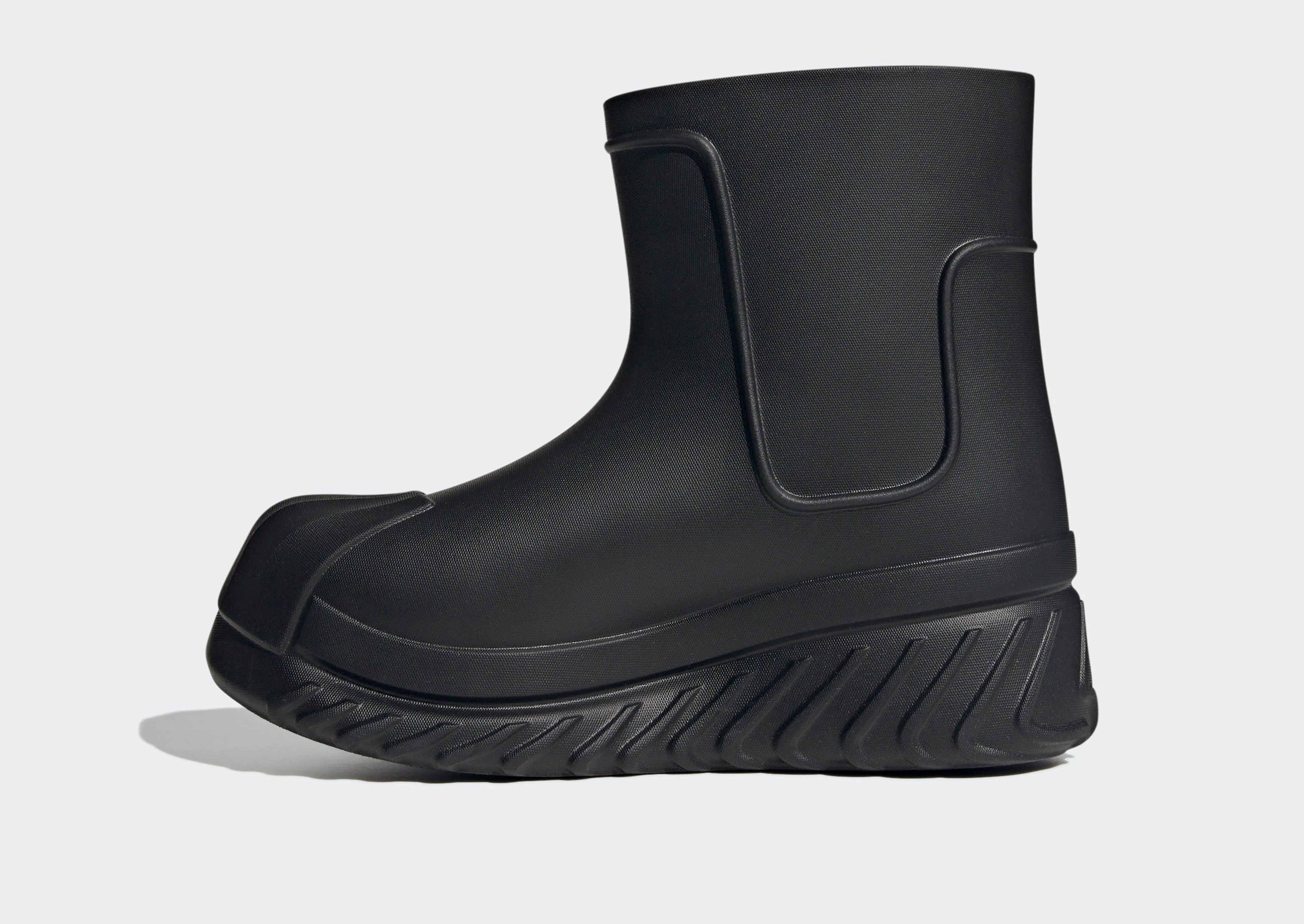 AdiFOM Superstar Boots Women's Stable Feel Breathable Outsole