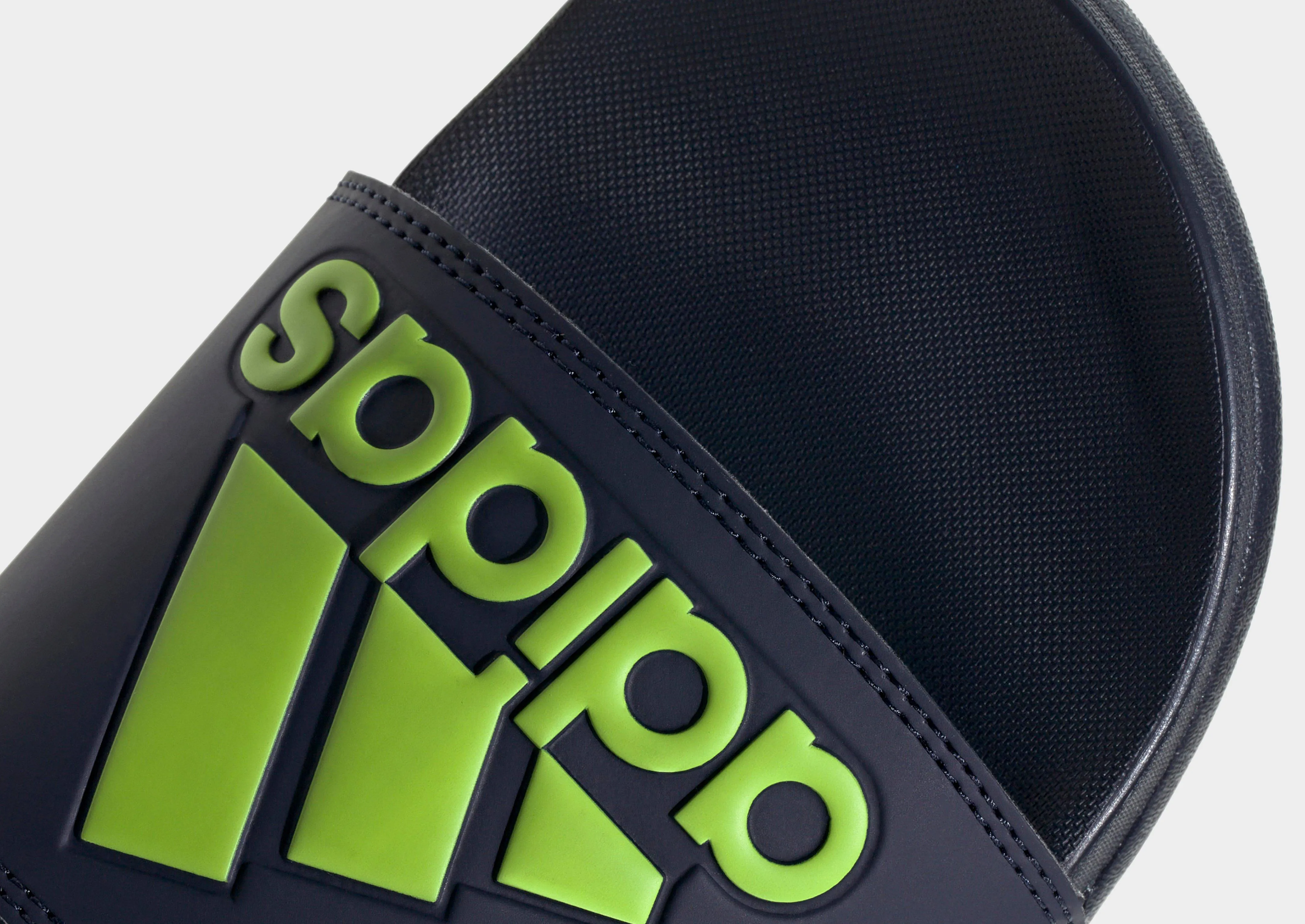Adilette Comfort Slides Chic Mood