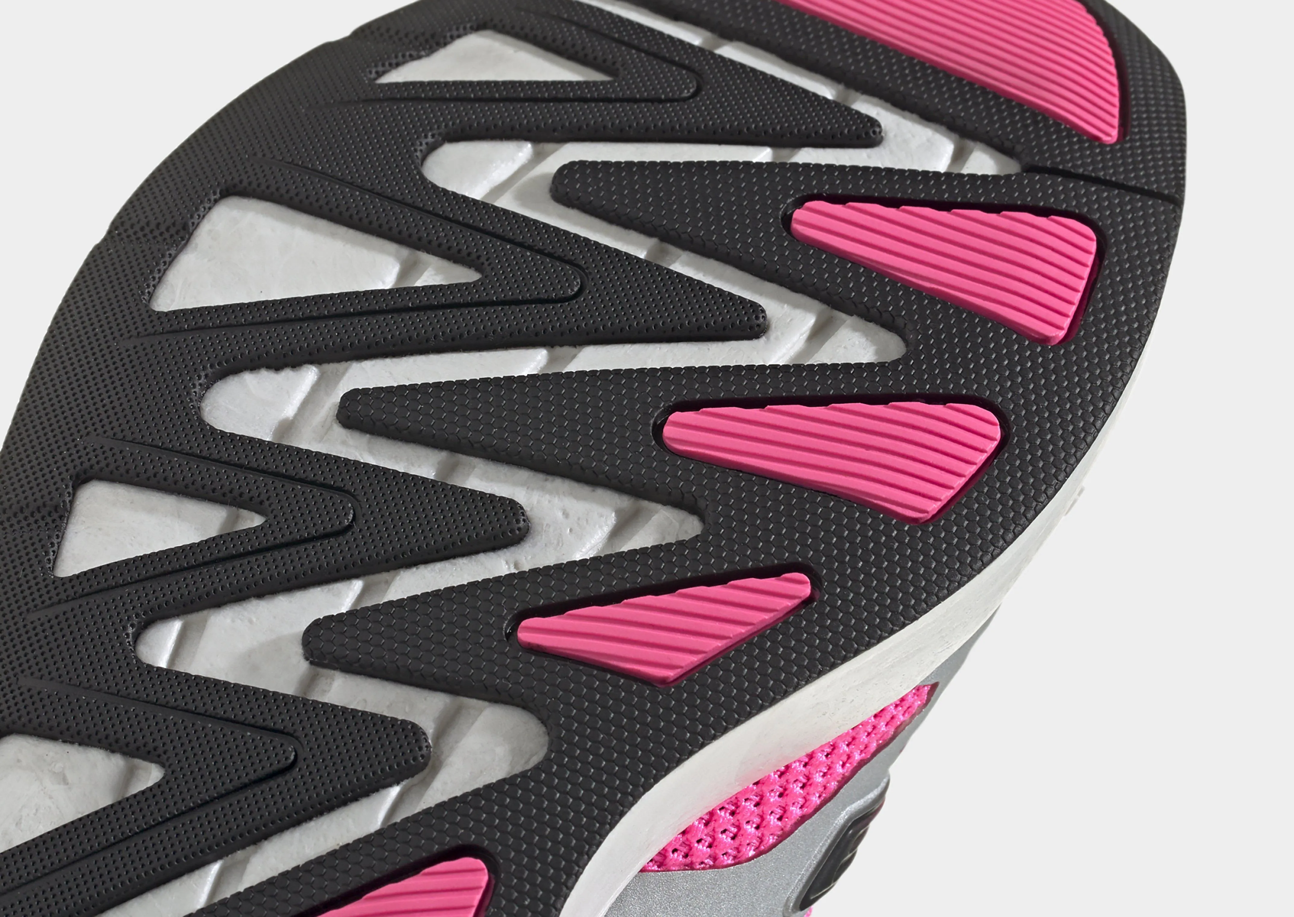 Adizero Aruku Women's Stylish Details Stability plate
