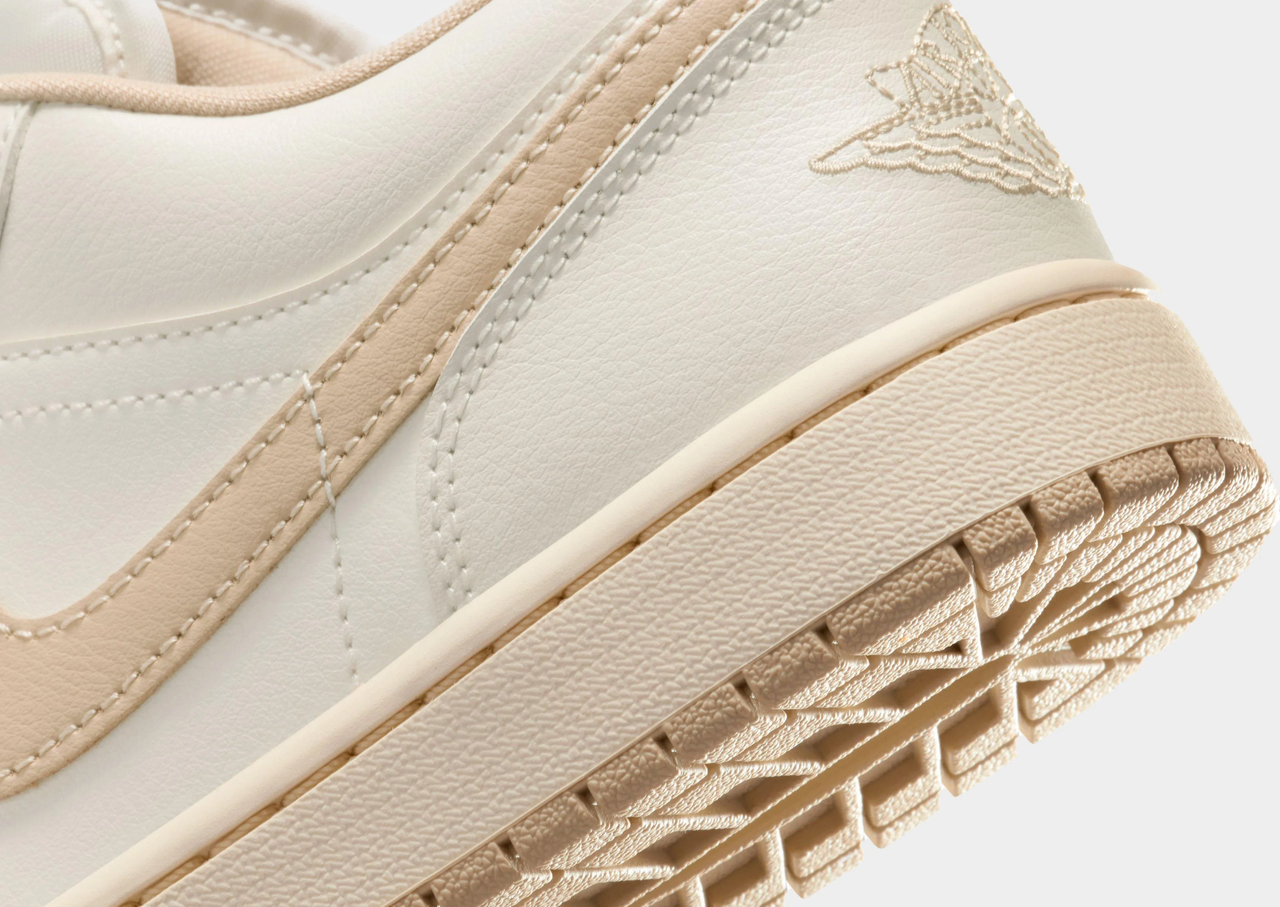 Air 1 Low Women's Layered Look Smart Chic