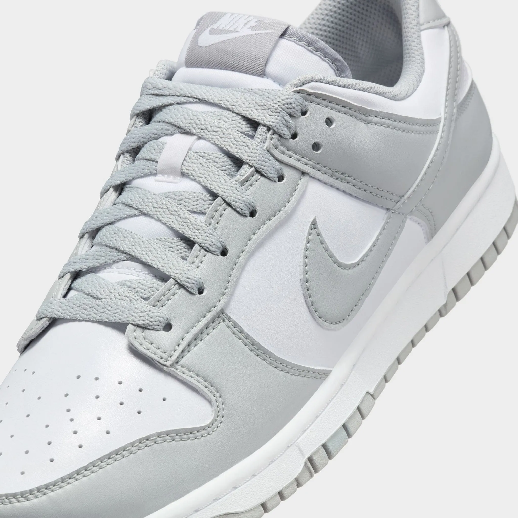 Hyperelastic Compound Quality craftsmanship Nike Dunk Low Retro White / Light Smoke