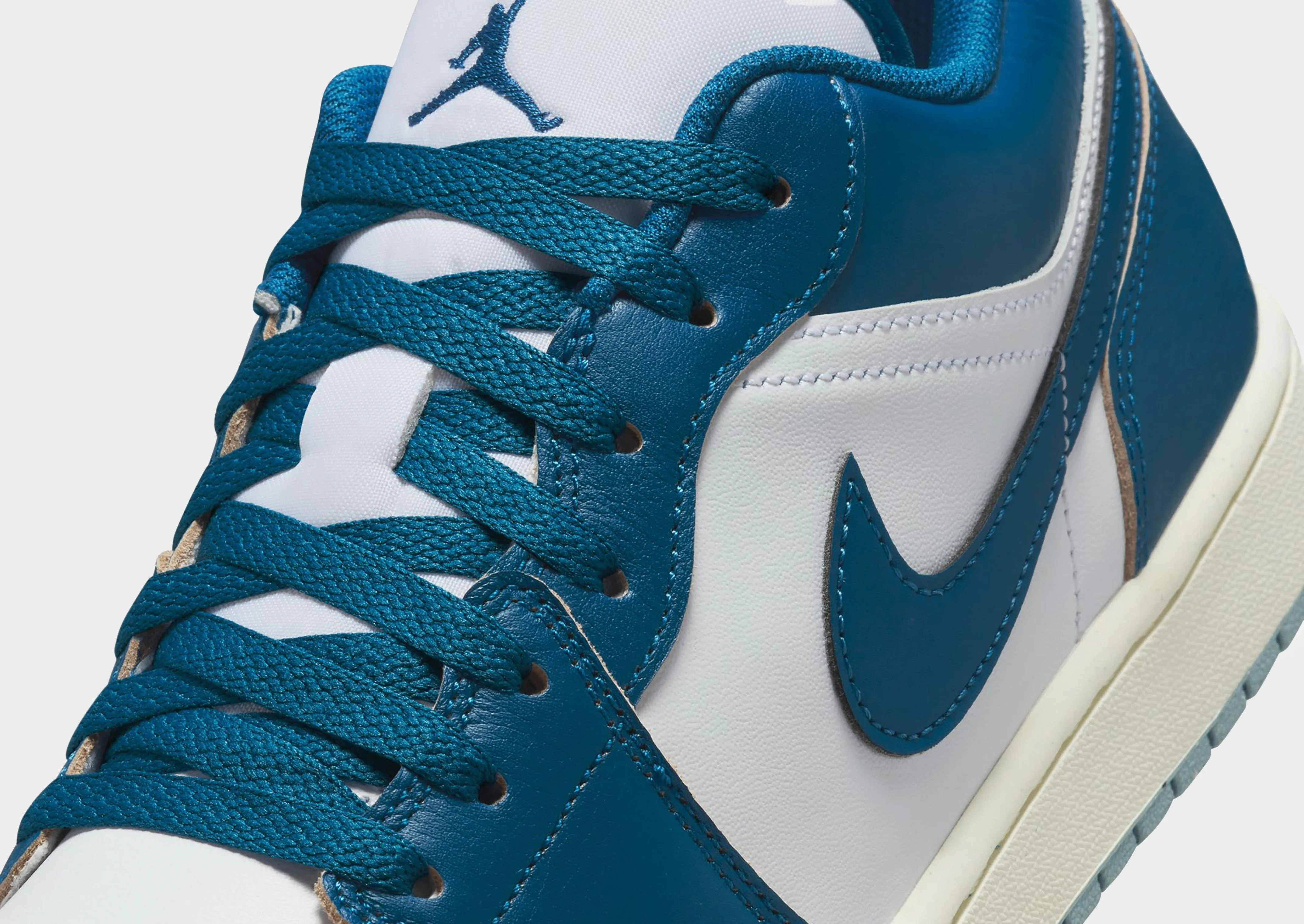 Walk Flex Reinforced Eyelets Design Air 1 Low SE