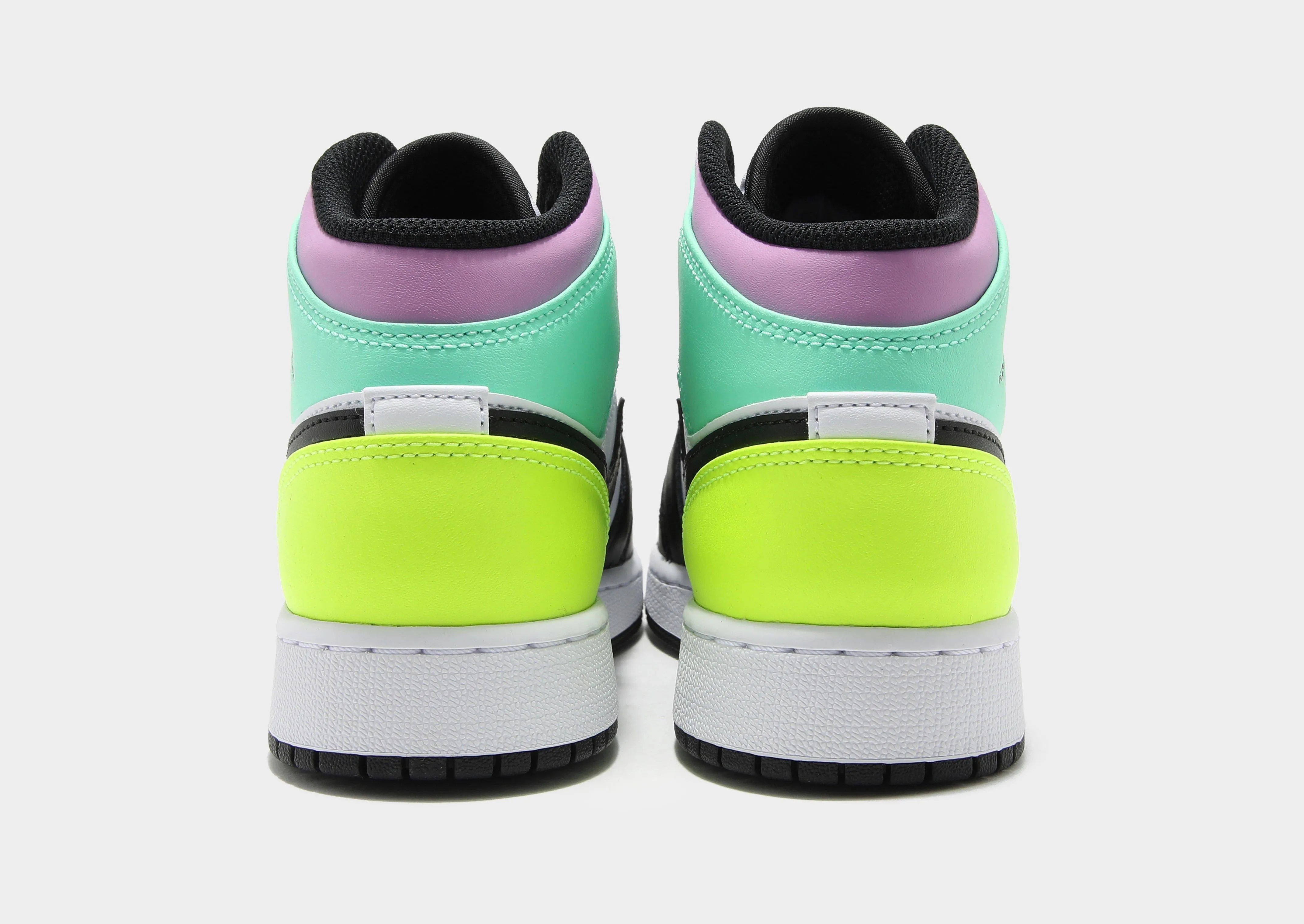 Hyperbolic Logging Cage Shock-absorbent cushioning Air 1 Mid Junior's