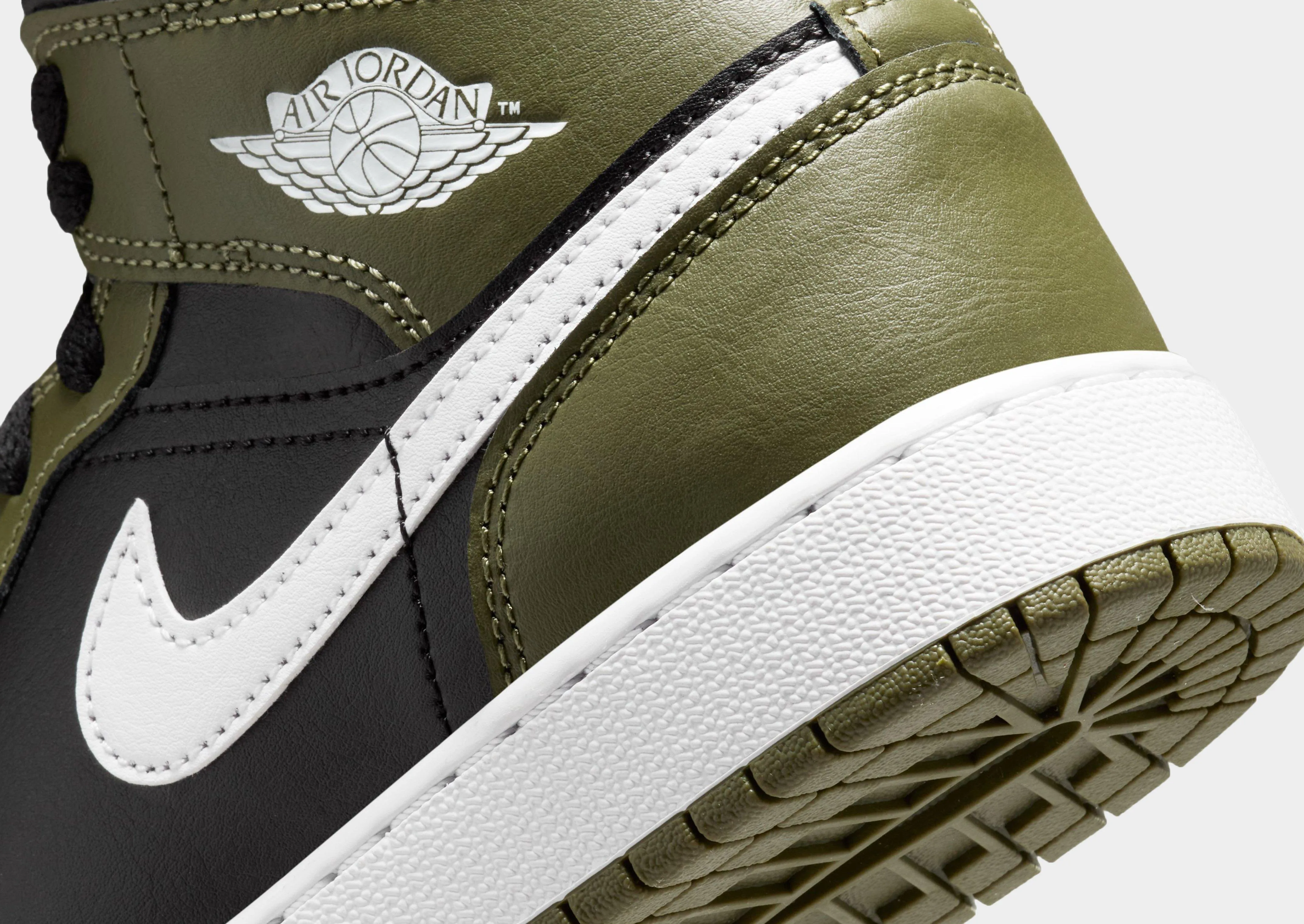 Clean Lines Air 1 Mid Junior's