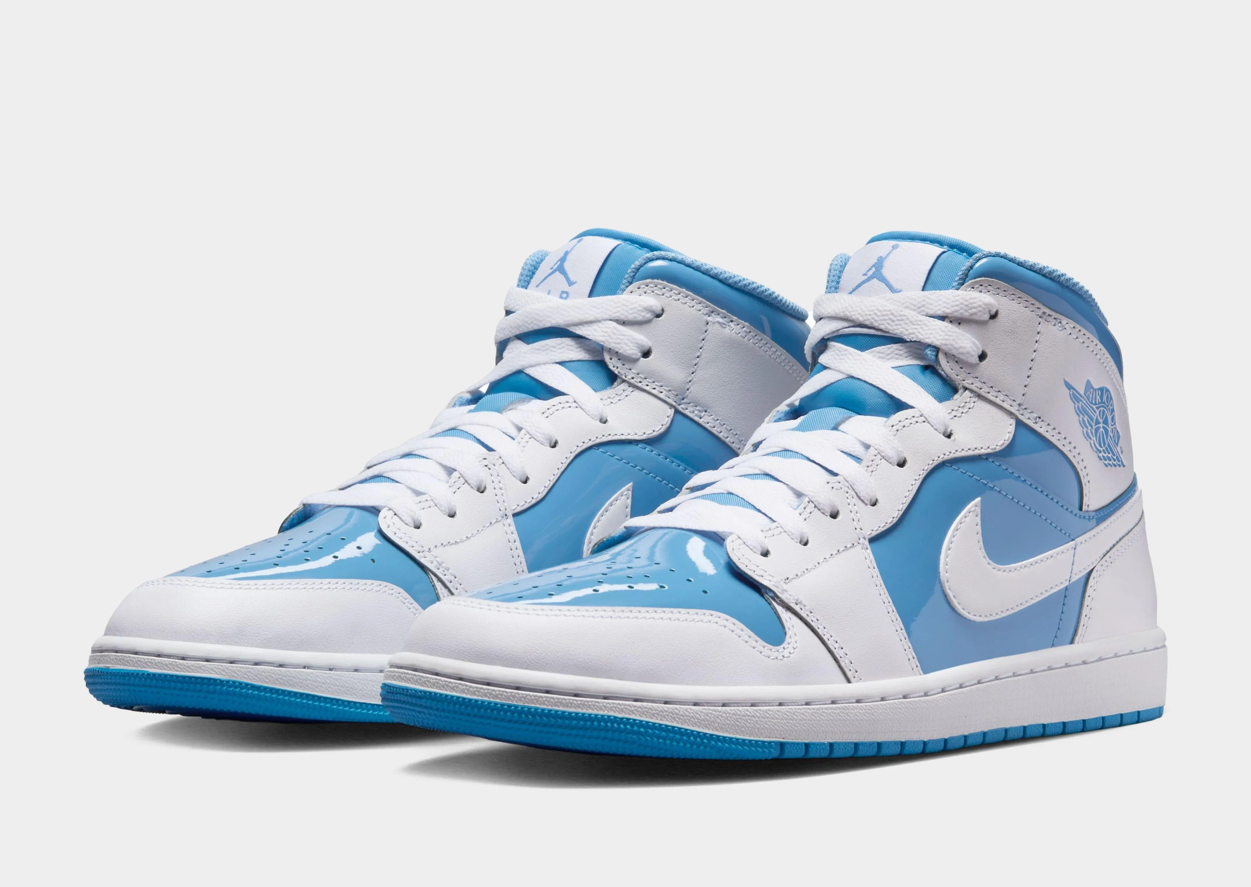 Soft Tongue Design Balanced Impact Air 1 Mid SE