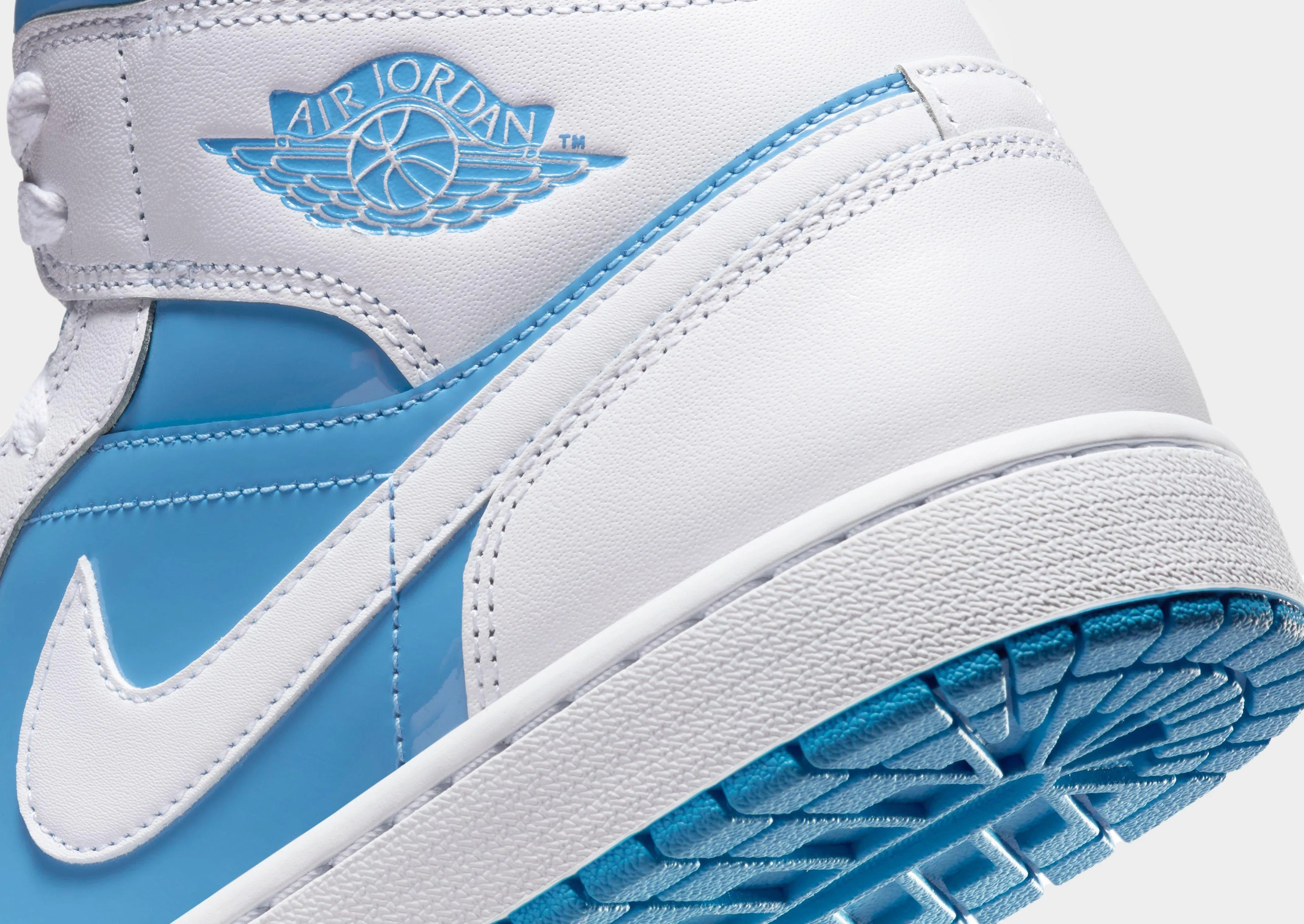 Air 1 Mid SE Durable Outsole Design Eco Use
