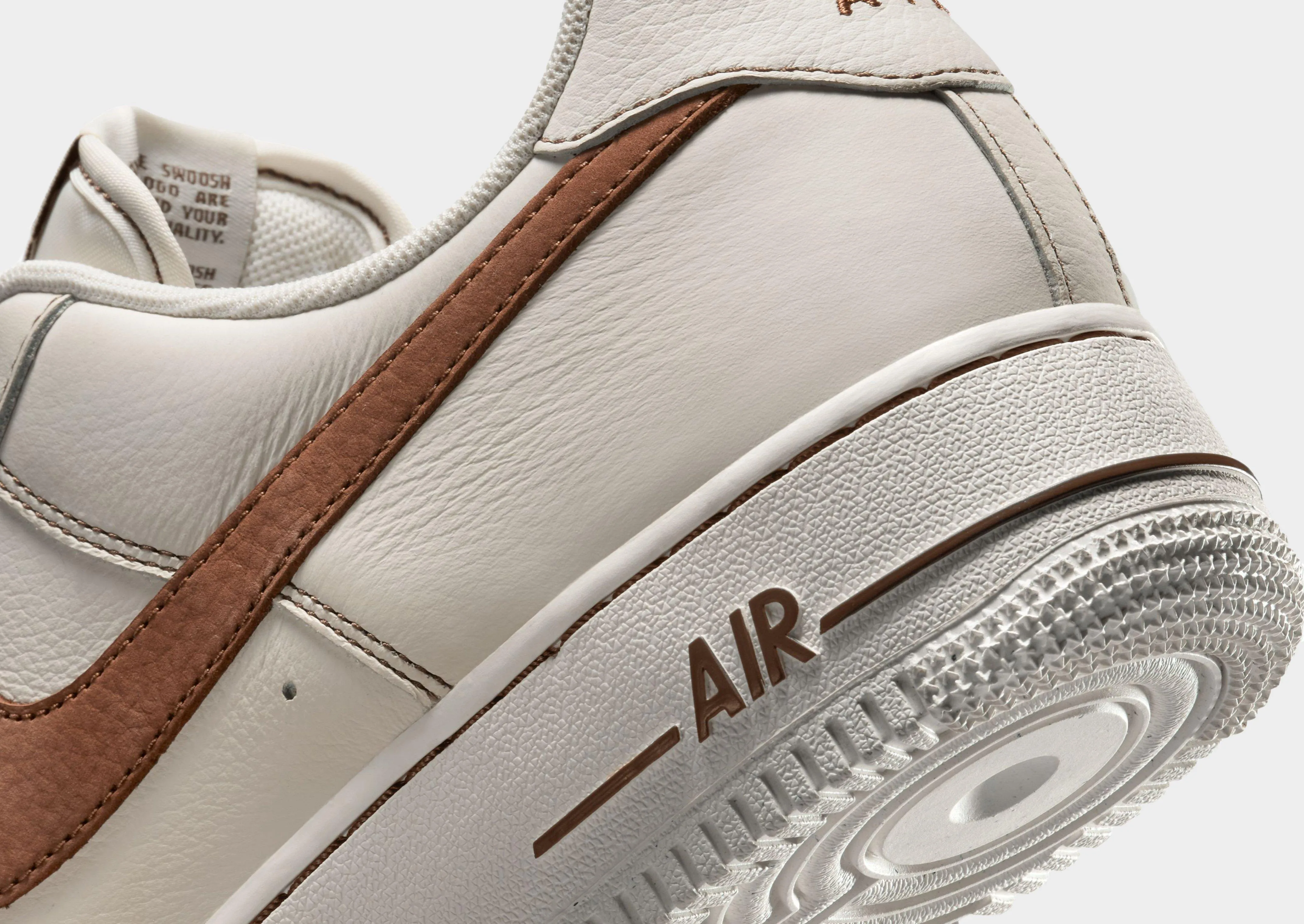 Air Force 1 '07 LV8 Support Gear