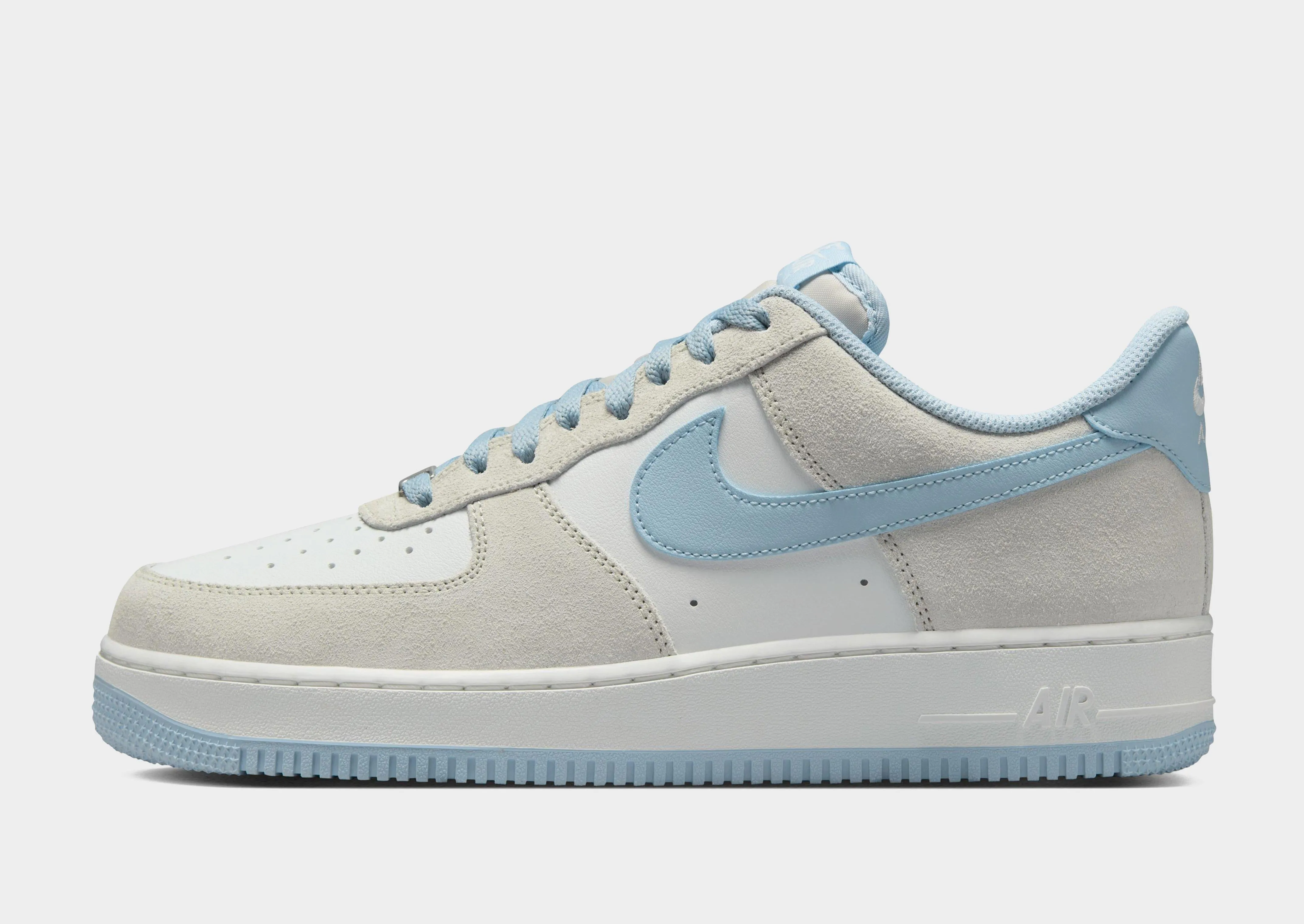 Fashion Base Air Force 1 '07 LV8
