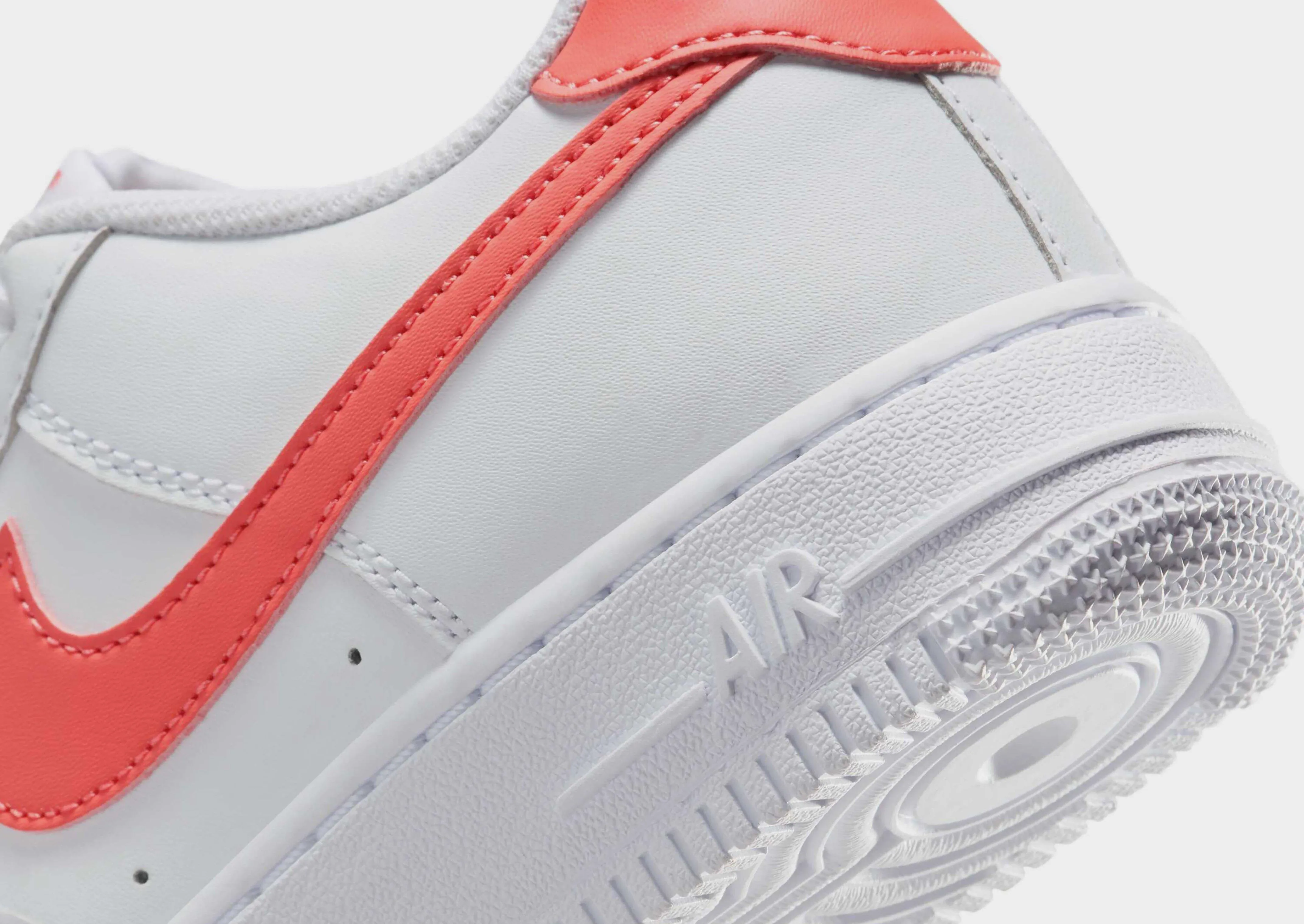 Air Force 1 Junior's Adaptive cushioning