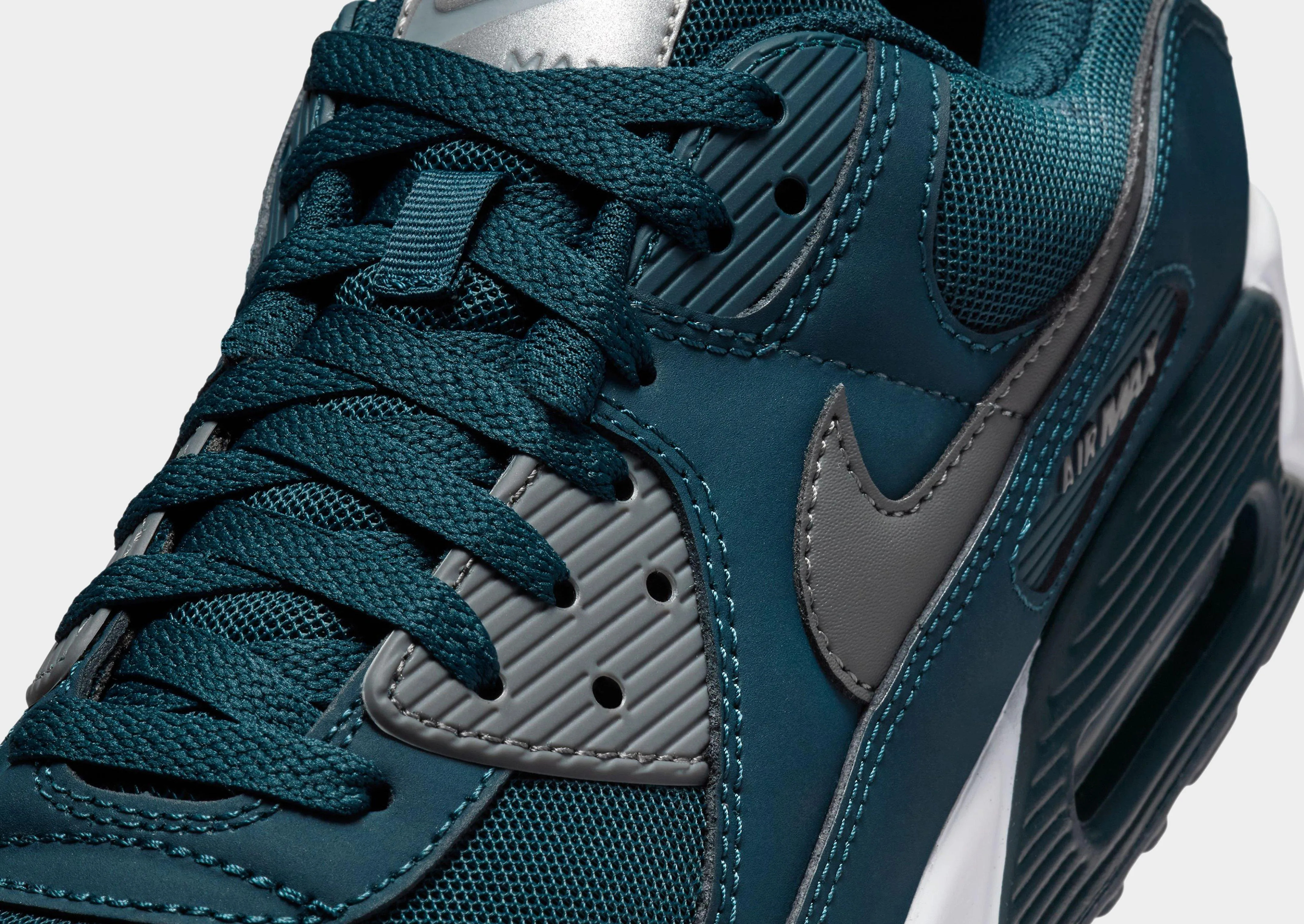 Moisture Management Air Max 90