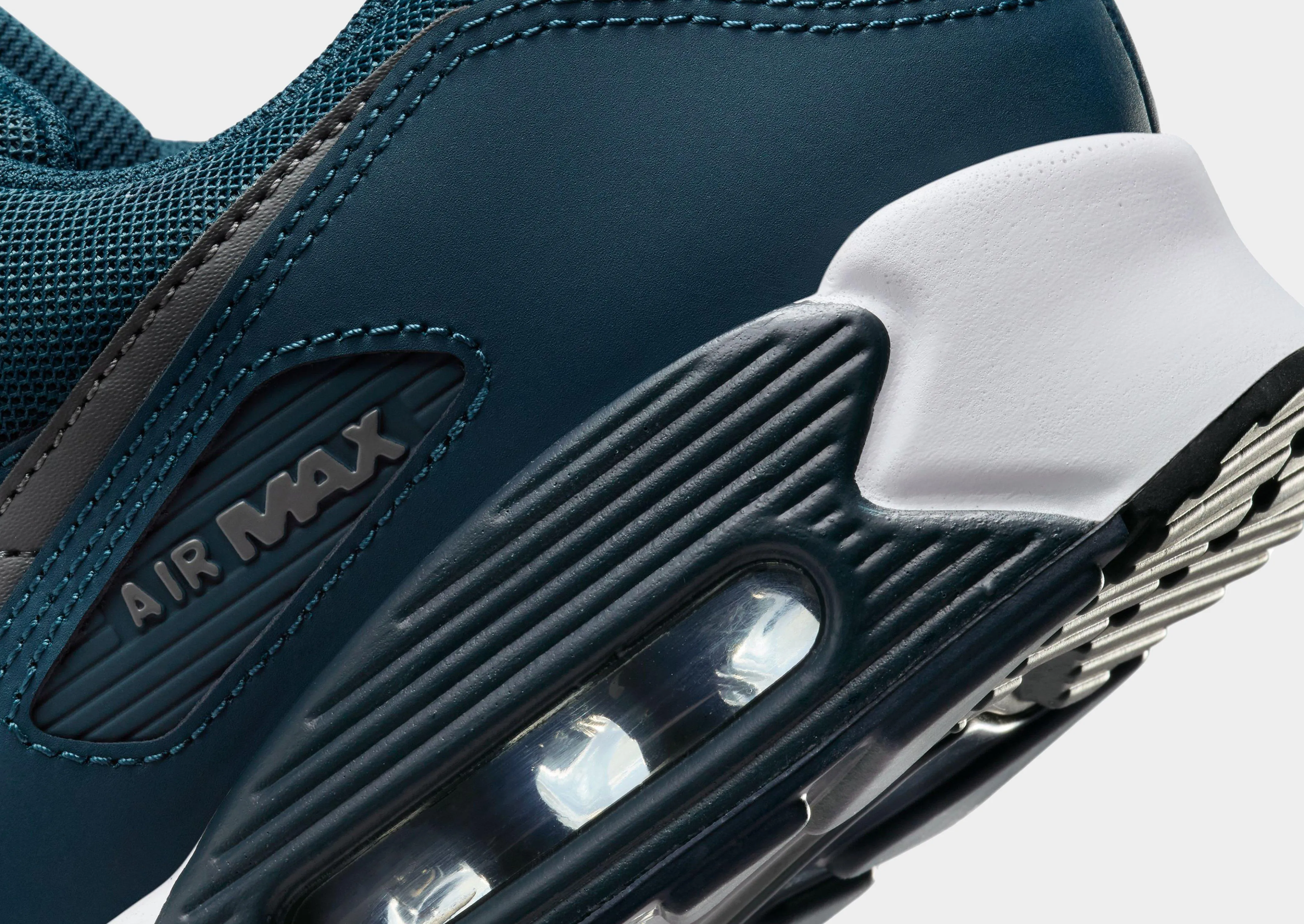 All-day Traction Sports Driven Air Max 90