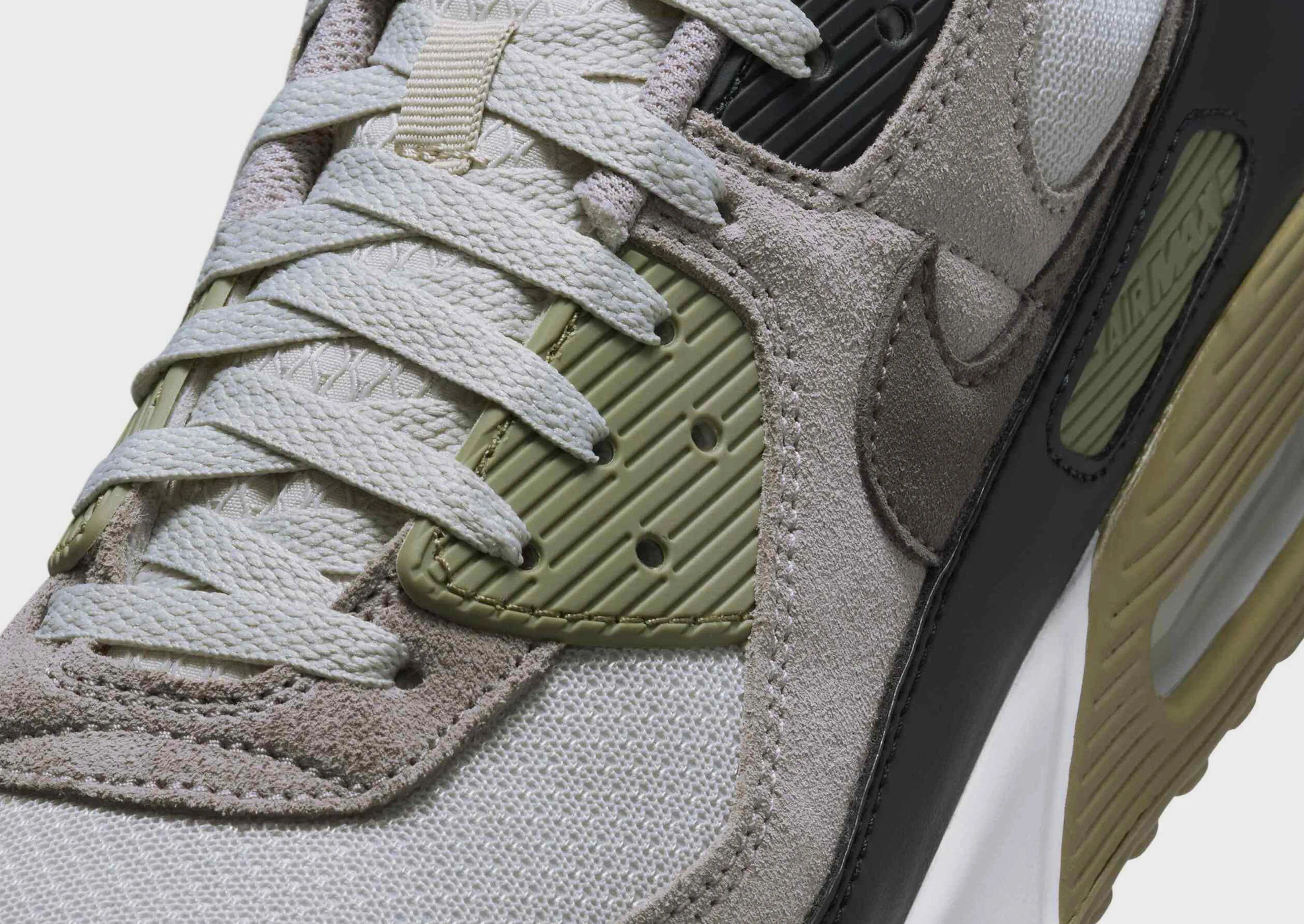 Air Max 90 Move Smart Reflective Safety Details