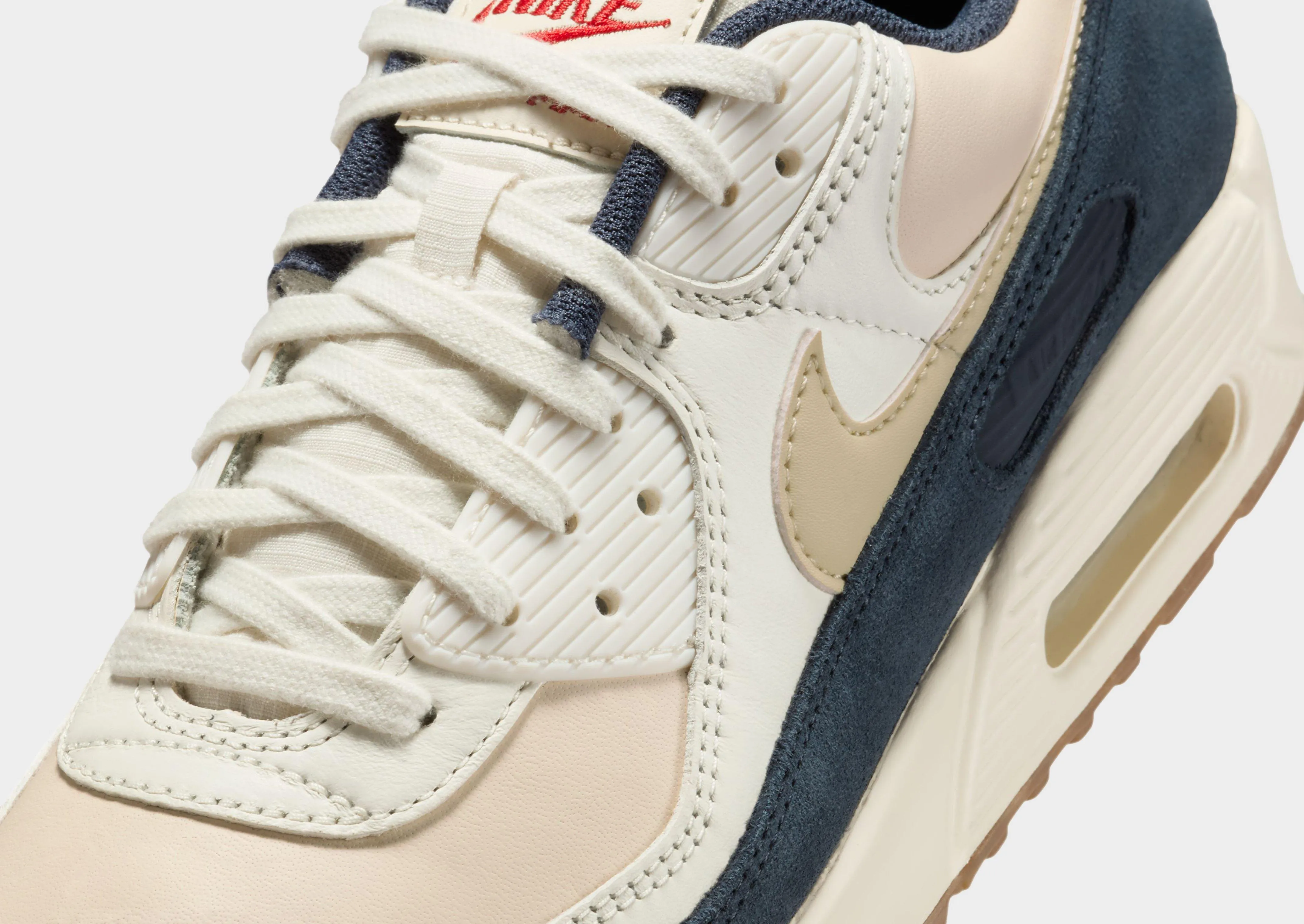 Air Max 90 Sleek Finish Compression Molding