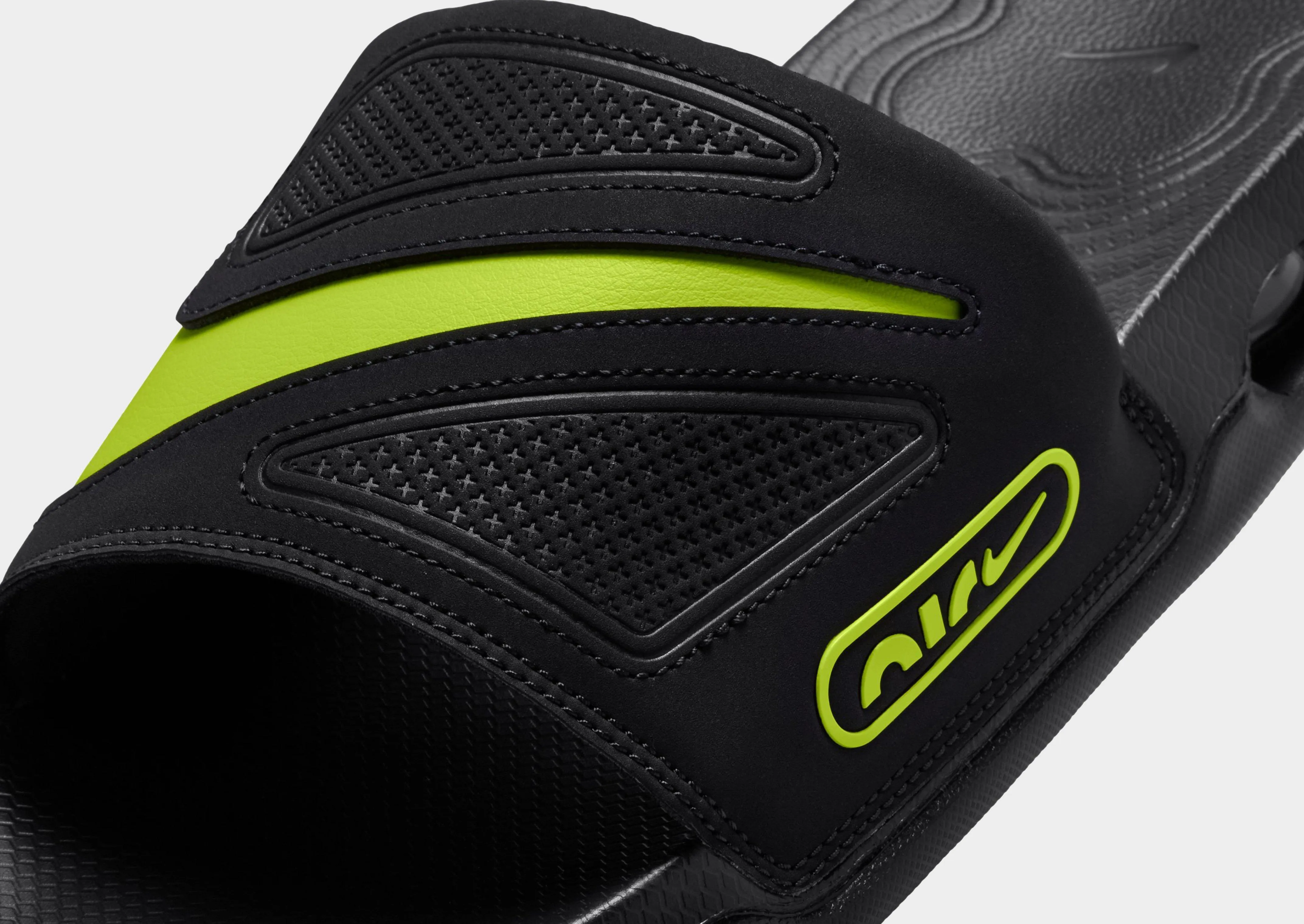 Vibrant Look Adaptive Look Air Max Cirro