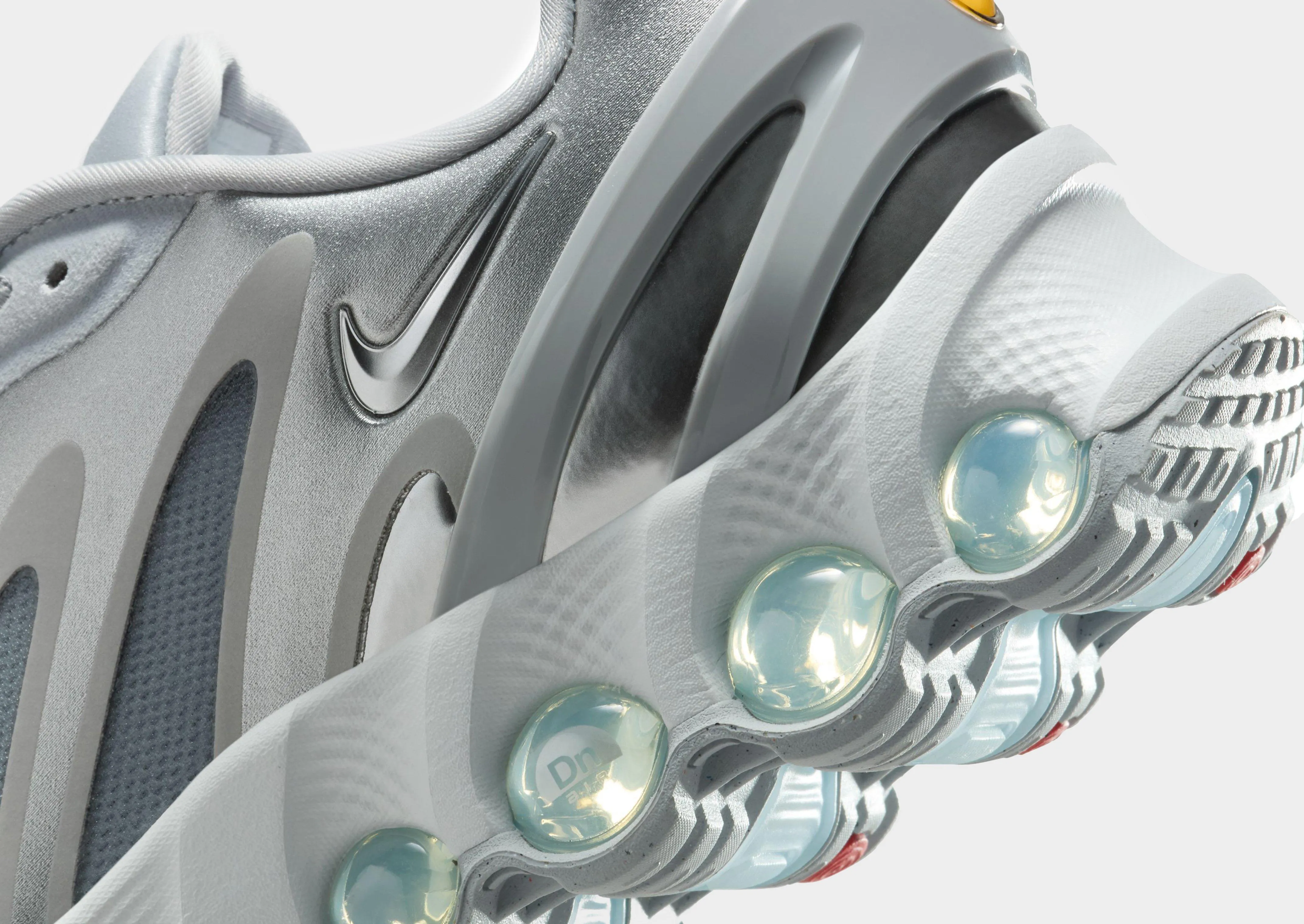 Air Max DN8 Women's Adaptive cushioning