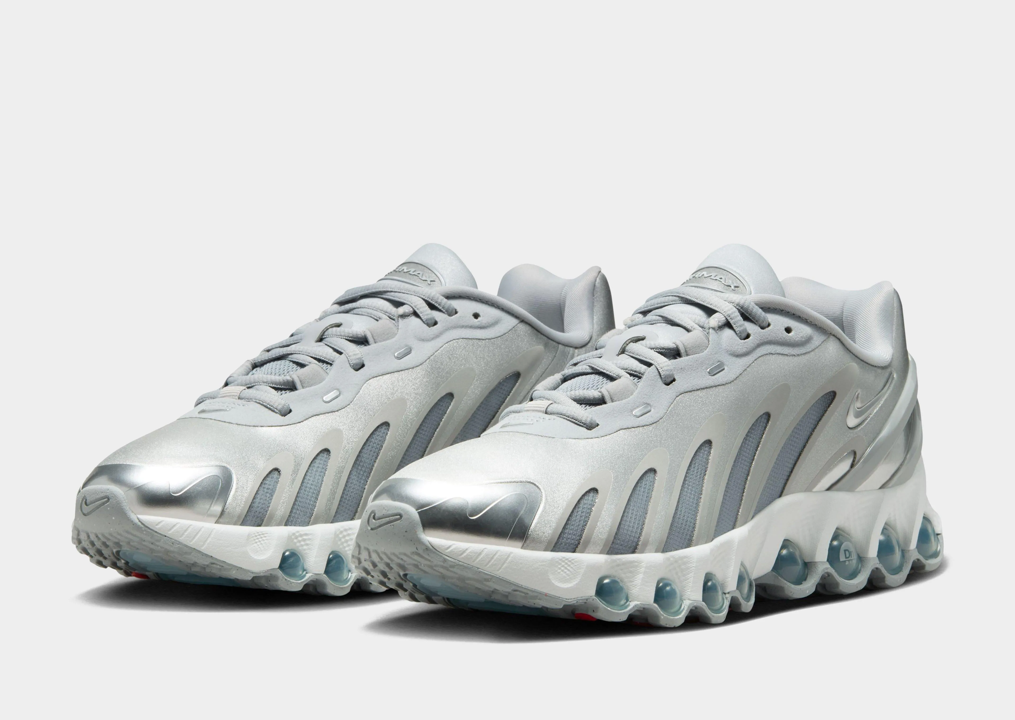 Flexible Tread Pattern Smooth Finish Air Max DN8 Women's