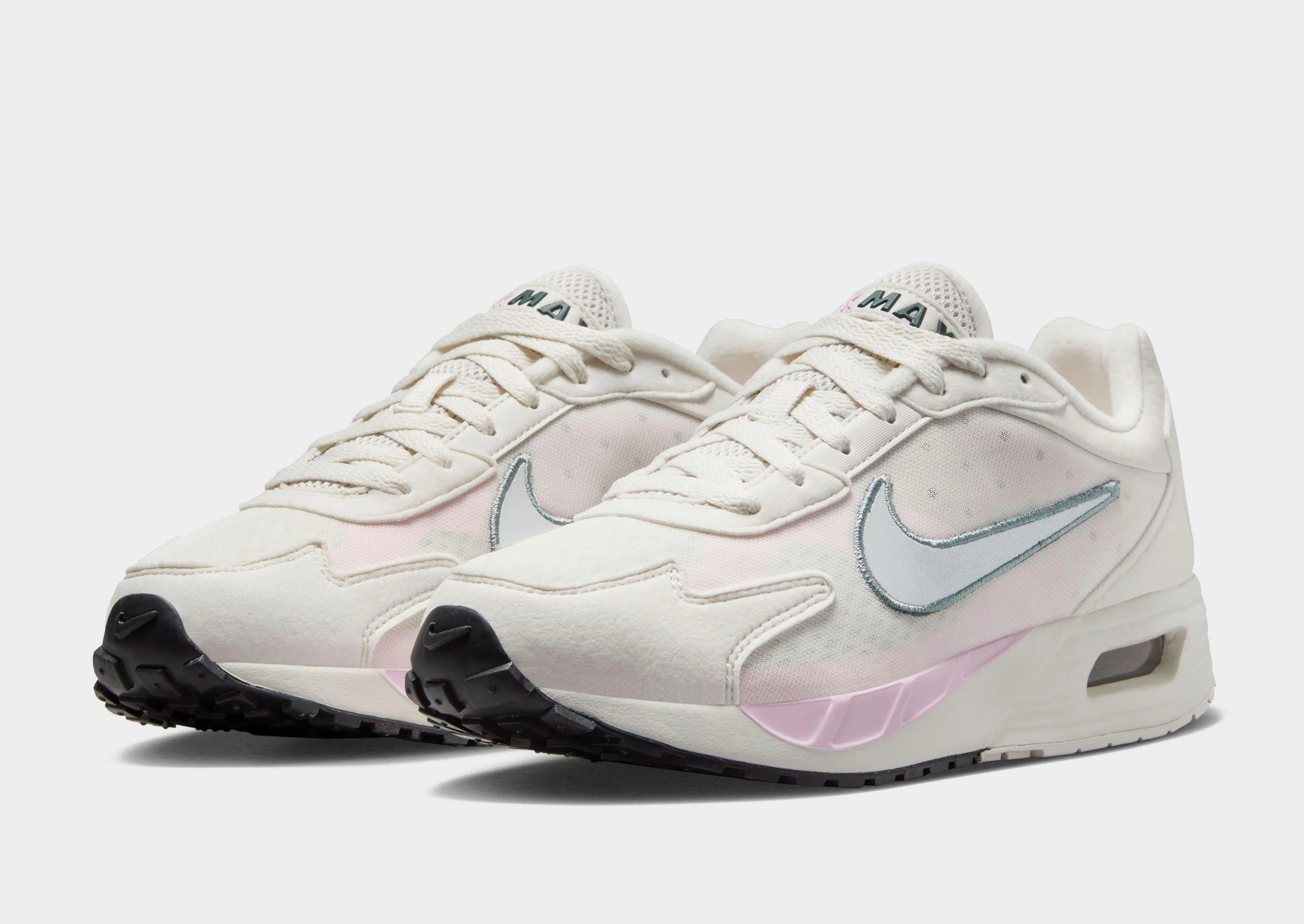 Travel Edge Mesh Comfort Air Max Solo Women's
