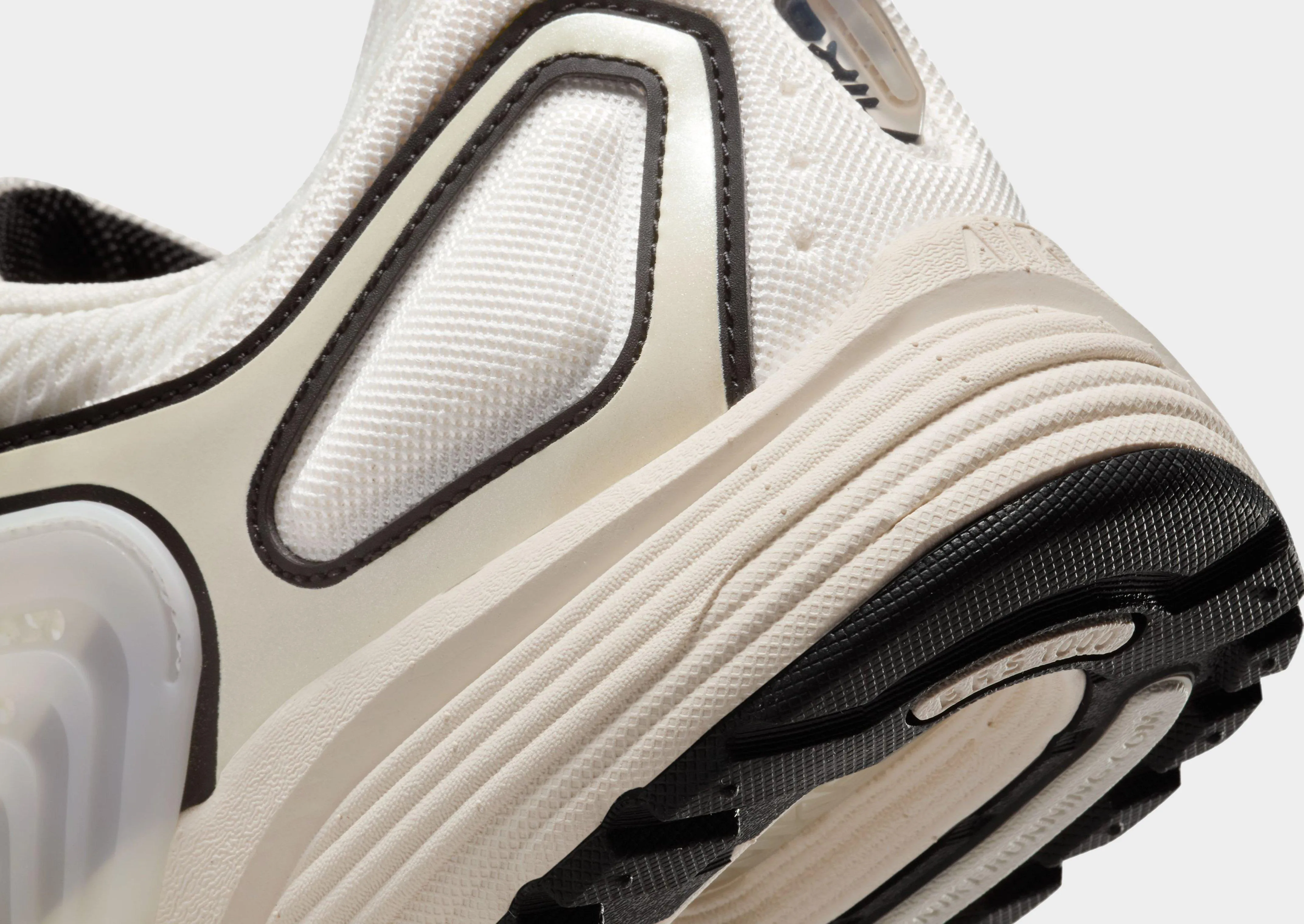 Elevated Sole Ankle friendly Air Pegasus Wave