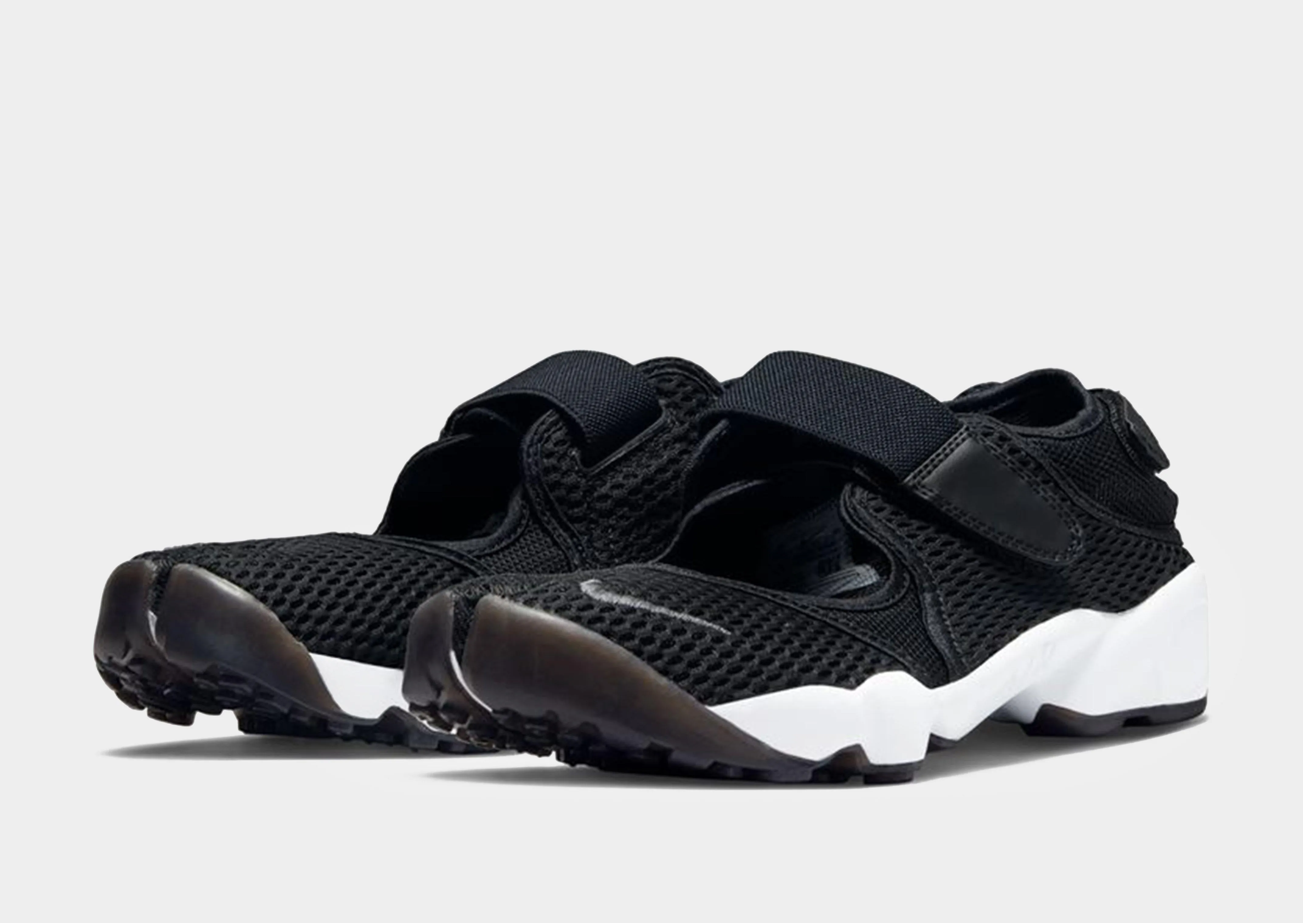 Air Rift Breathe Women's Flattering performance