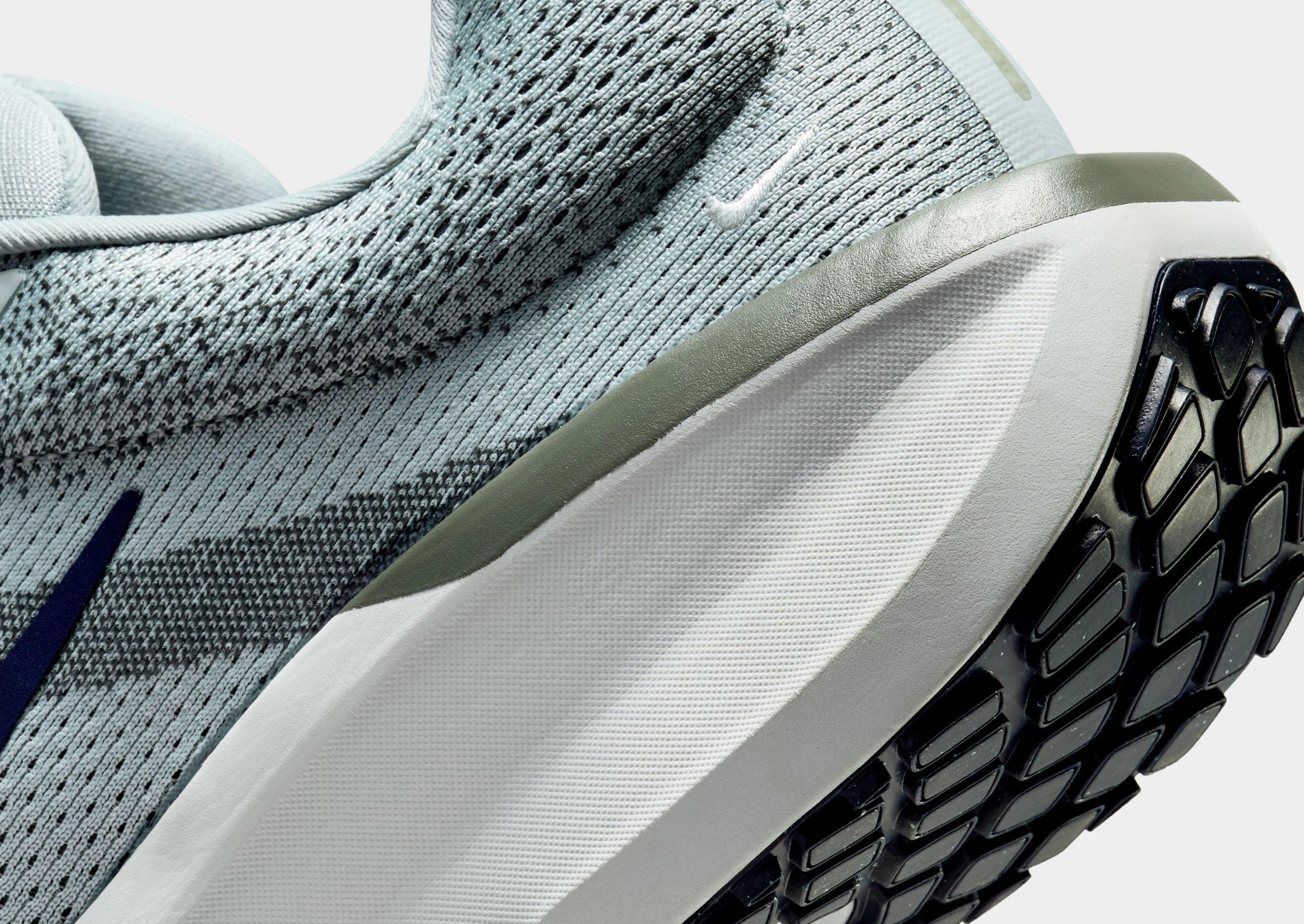 Air Winflo 11 Recycled Fiber Upper