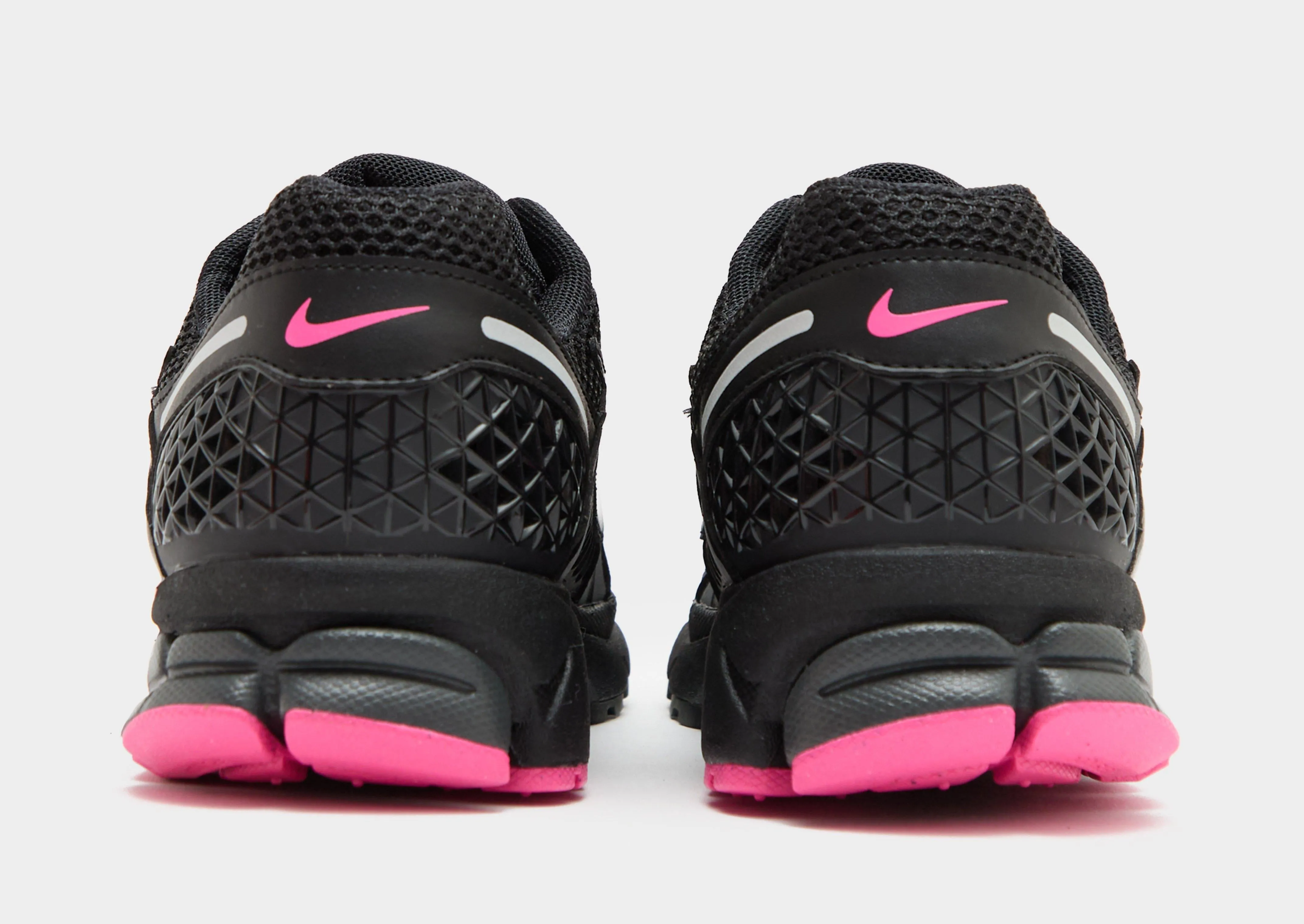 Hollowed Out Panels Sneaker Trends Zoom Vomero 5